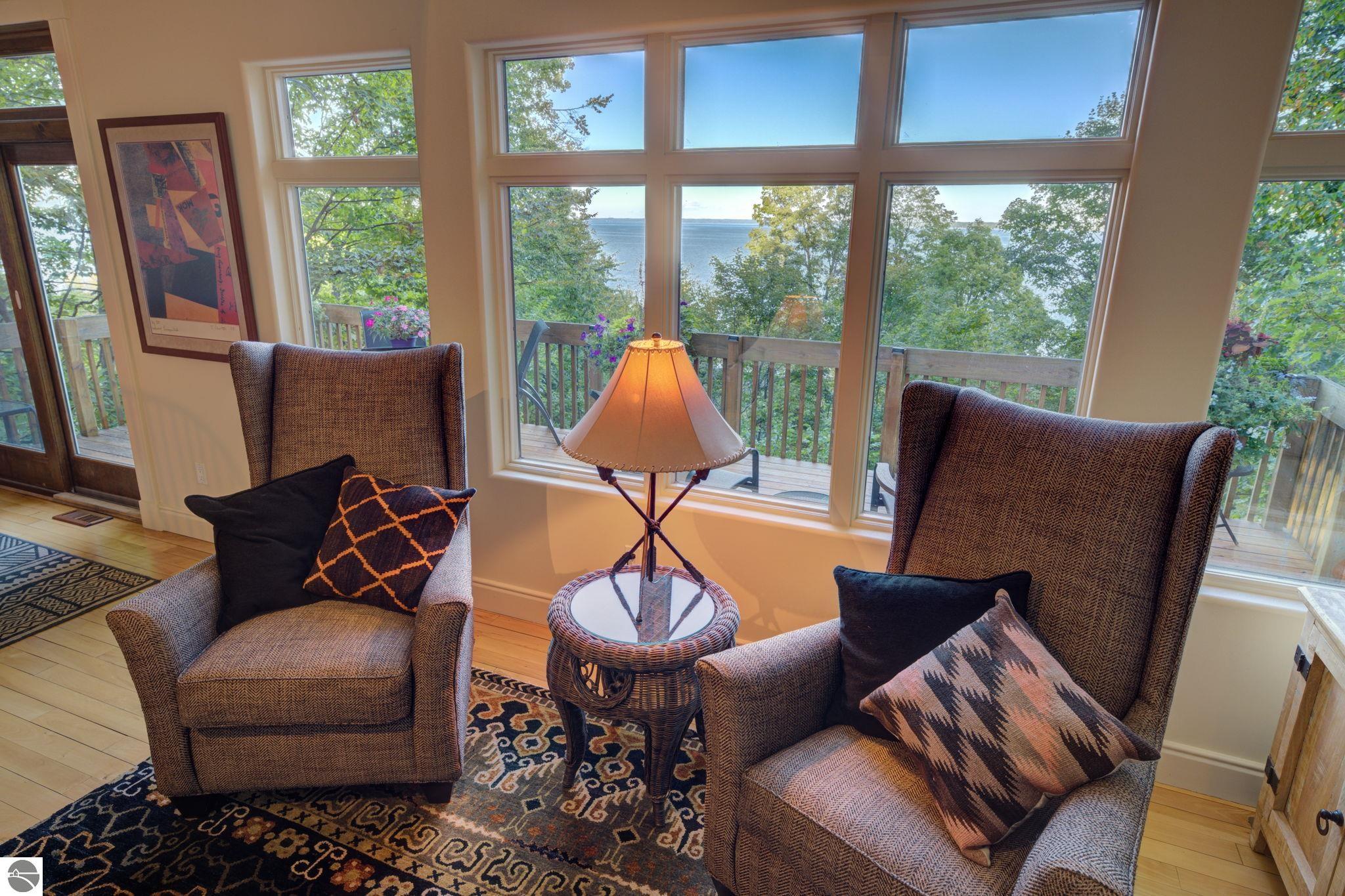 1031 S Bay View Trail