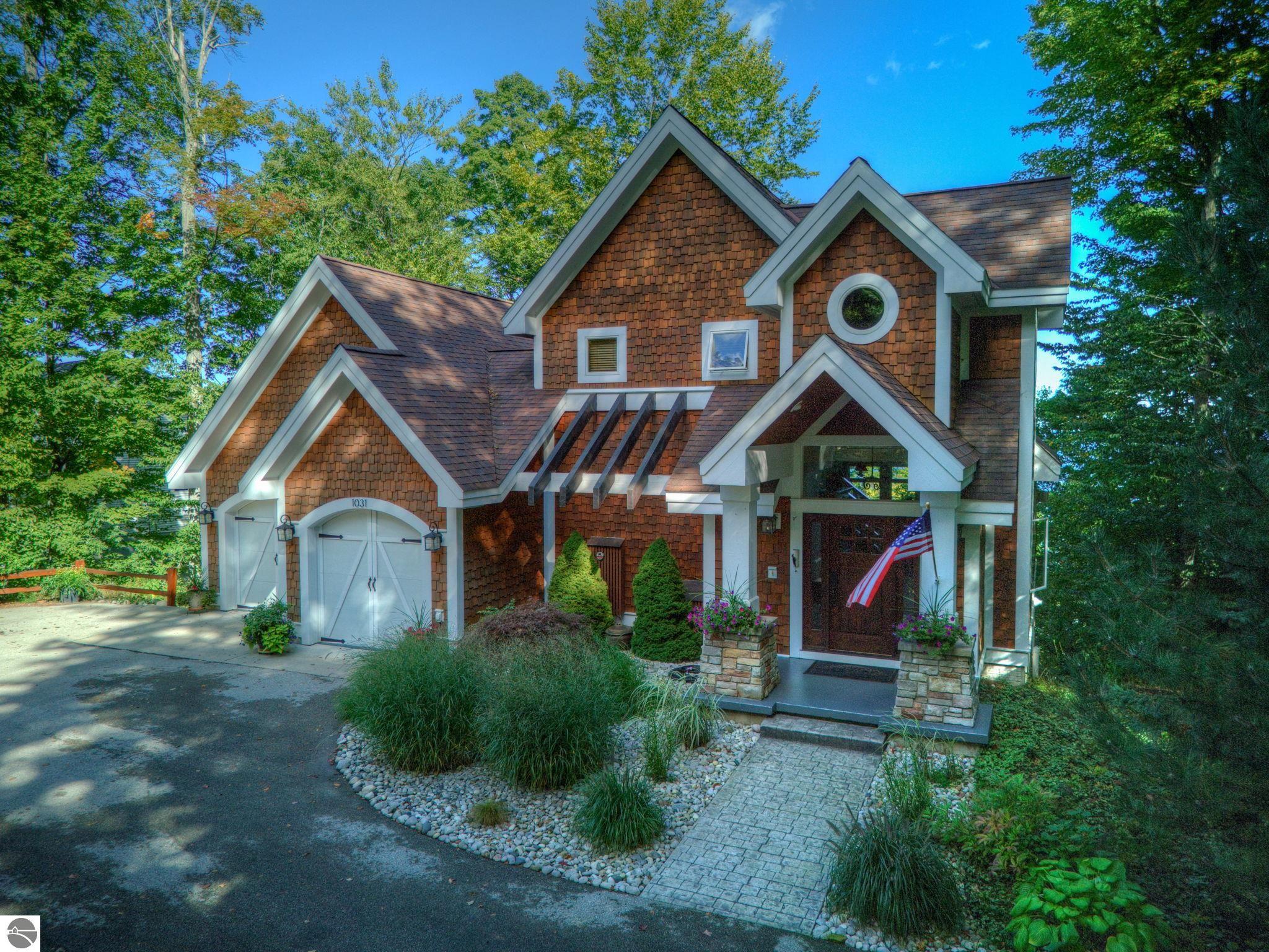 1031 S Bay View Trail