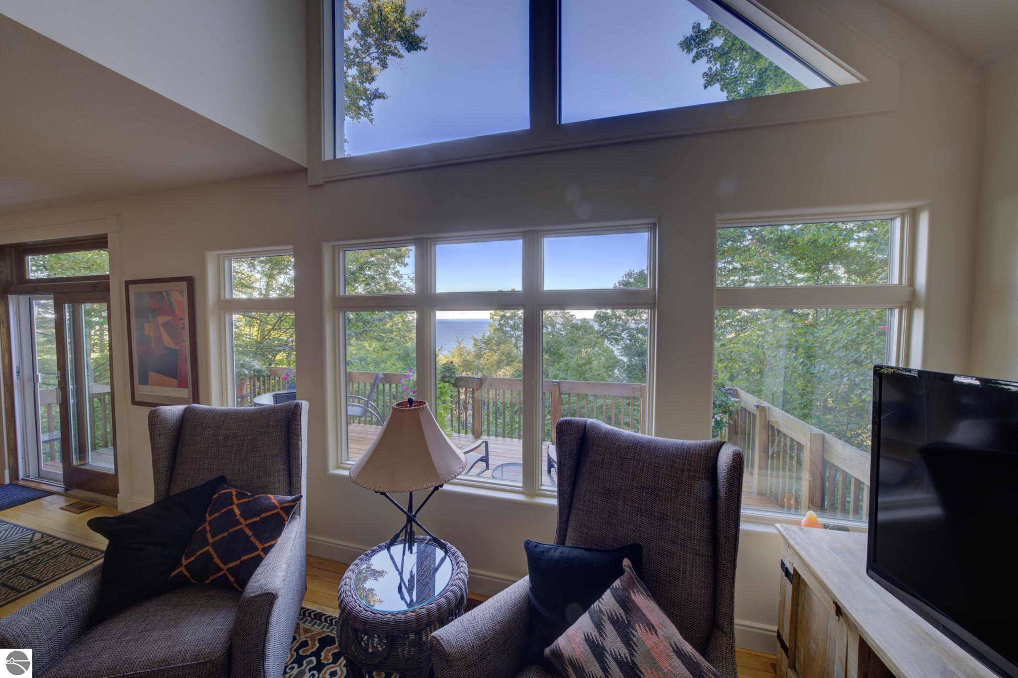 1031 S Bay View Trail