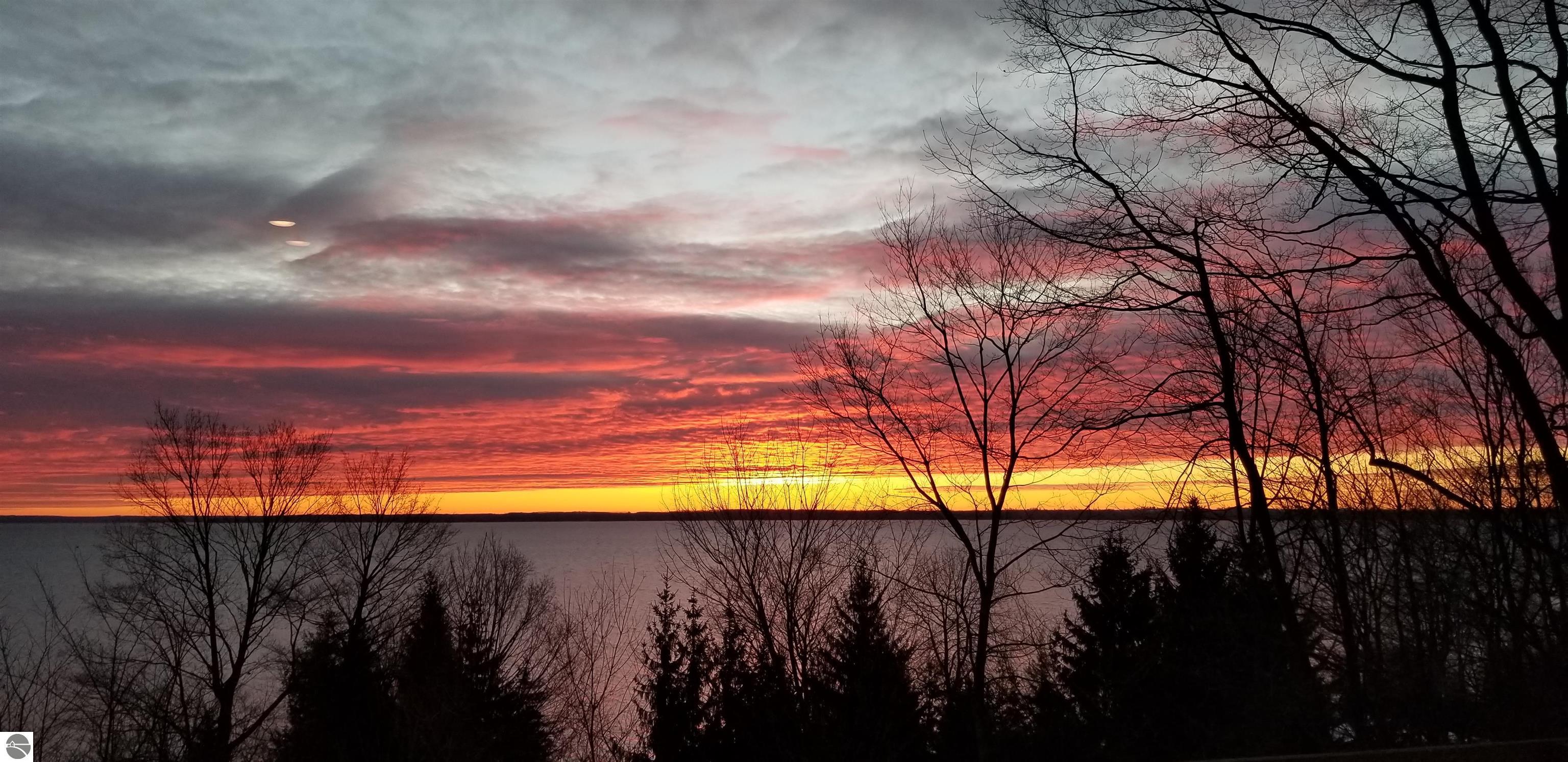 1031 S Bay View Trail