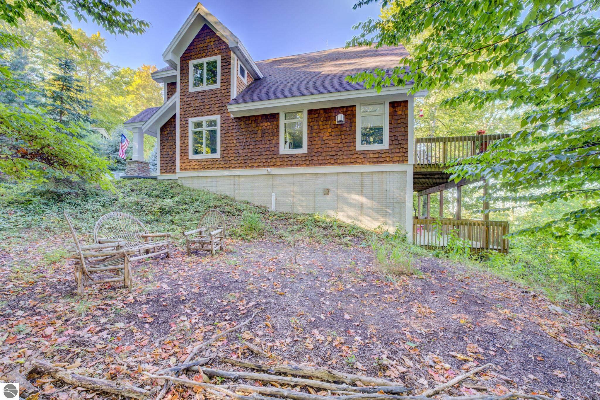 1031 S Bay View Trail
