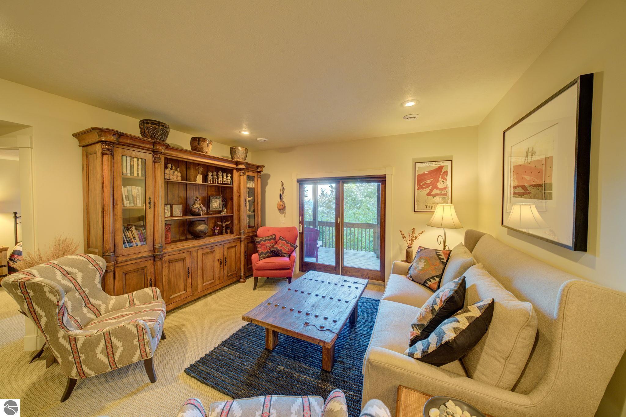 1031 S Bay View Trail