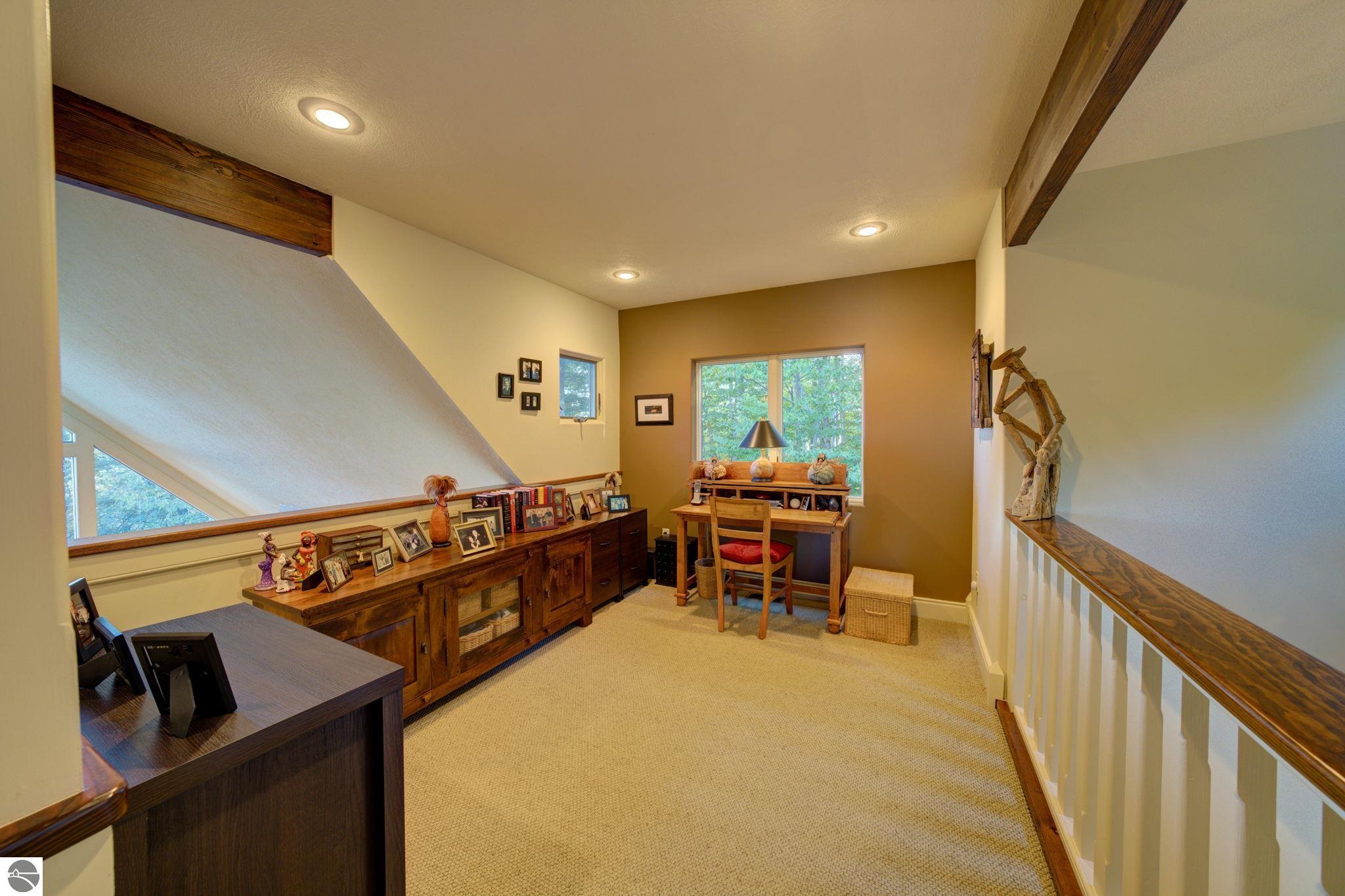1031 S Bay View Trail