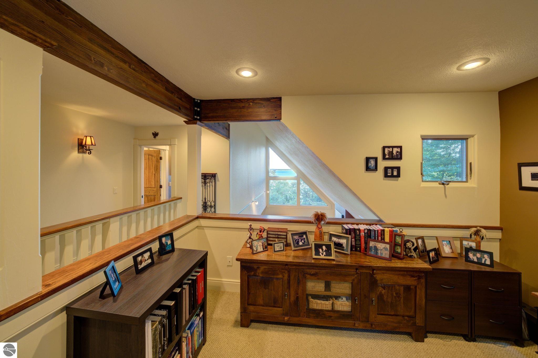 1031 S Bay View Trail