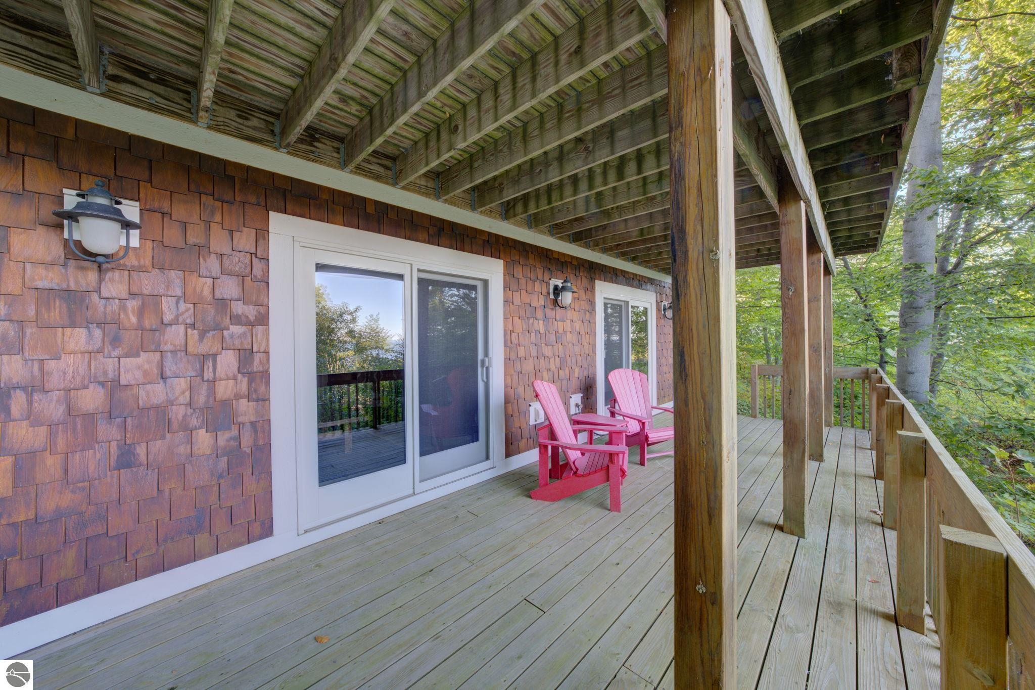 1031 S Bay View Trail