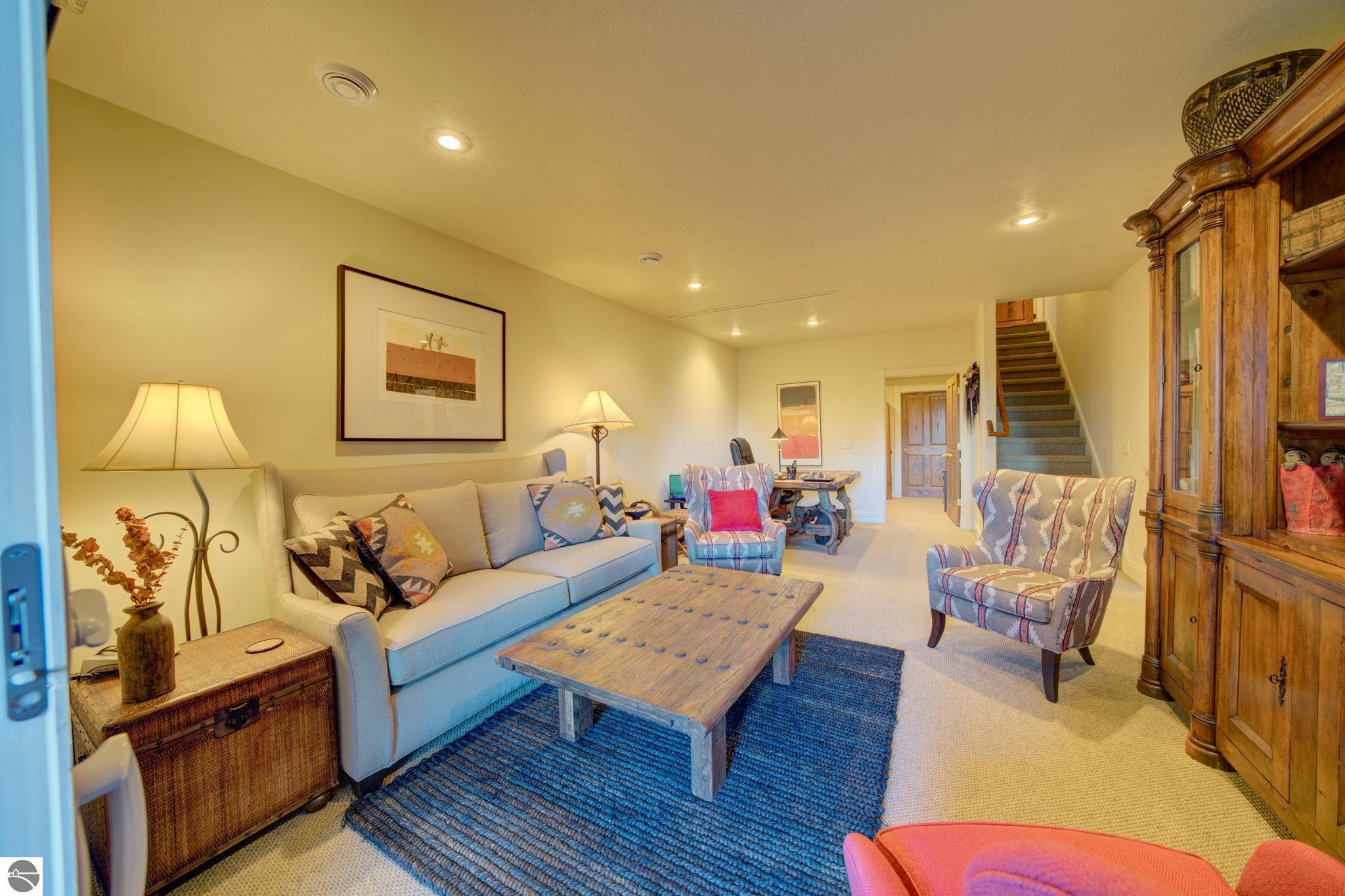 1031 S Bay View Trail