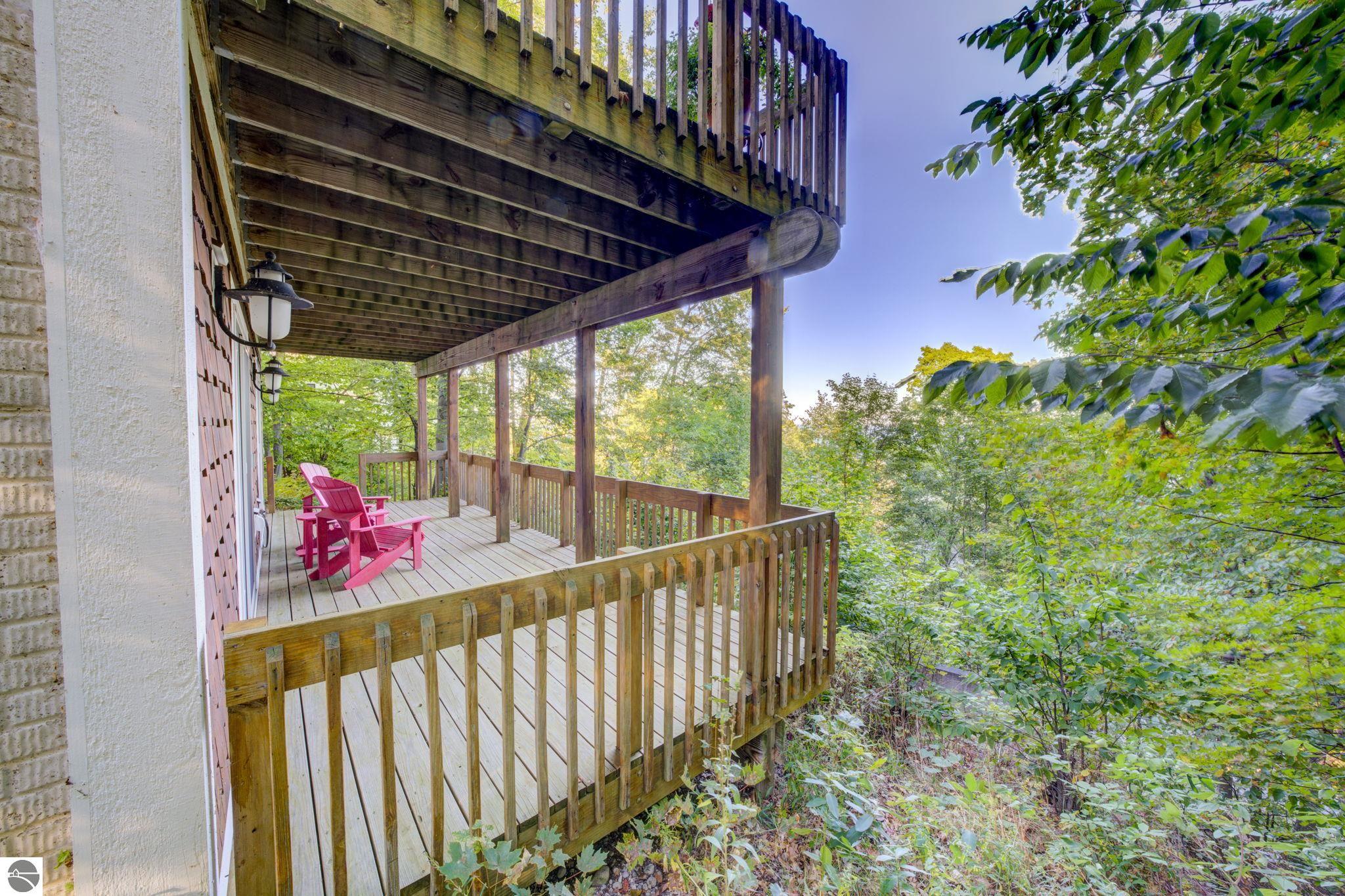1031 S Bay View Trail