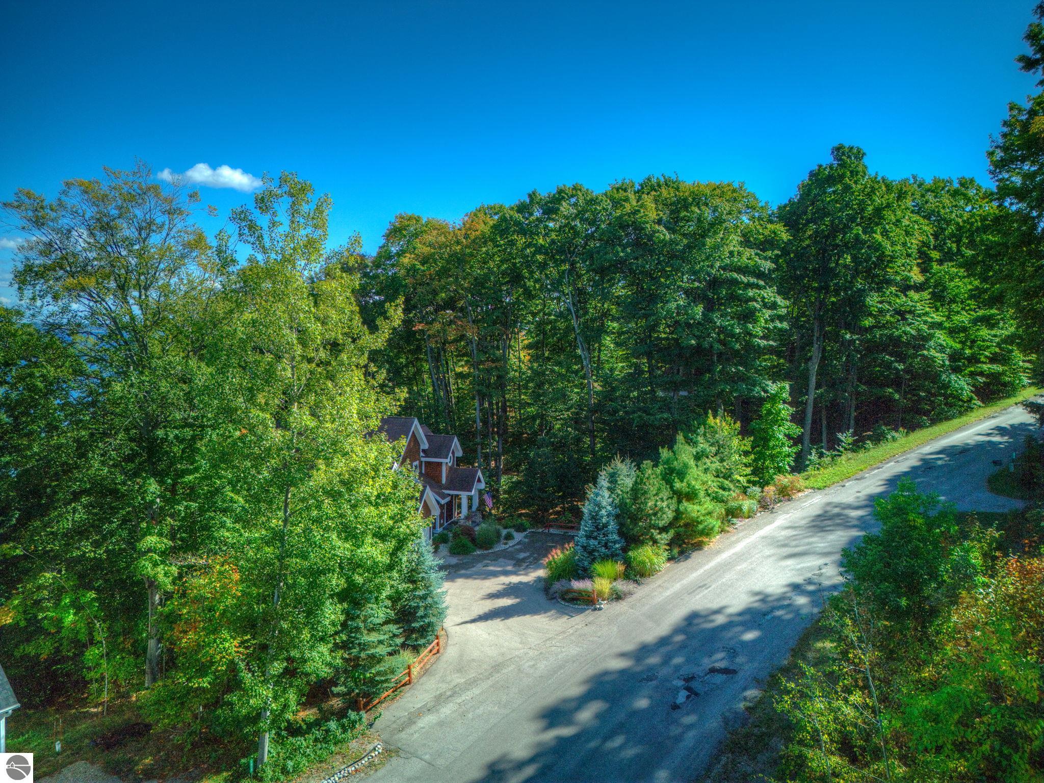 1031 S Bay View Trail