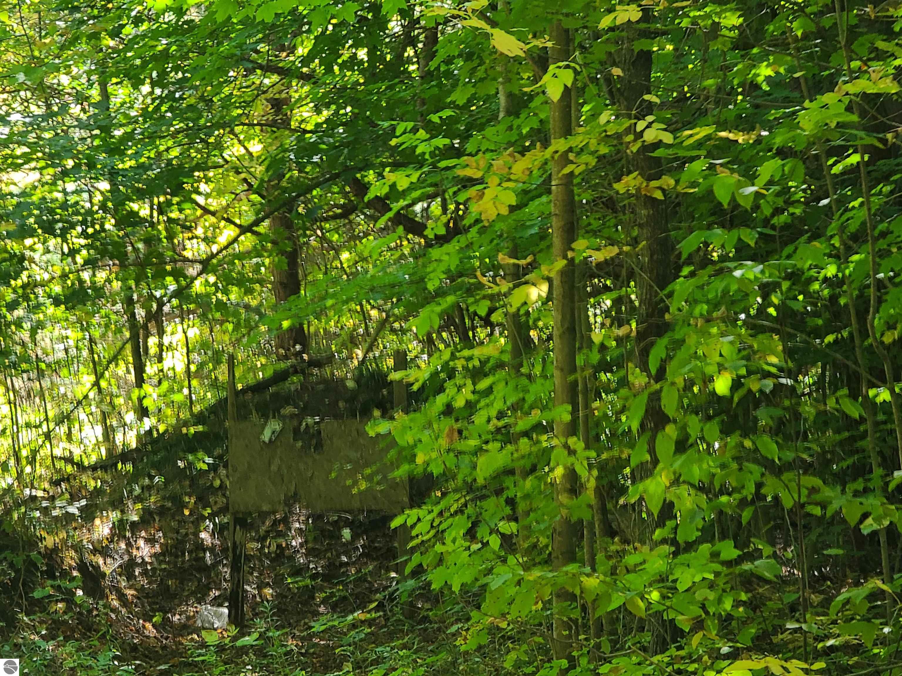 7530 Woodridge Acres