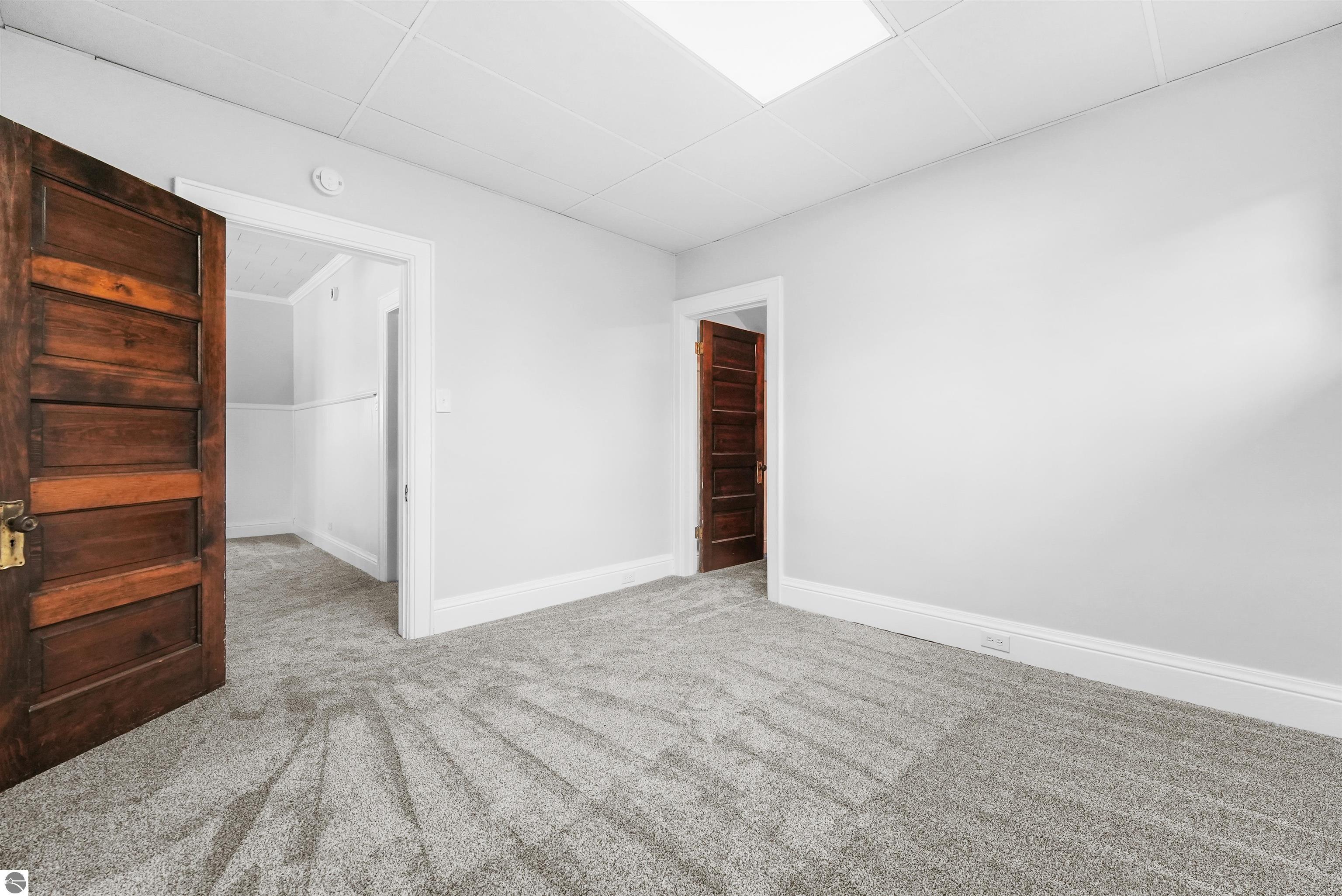 109 N Park