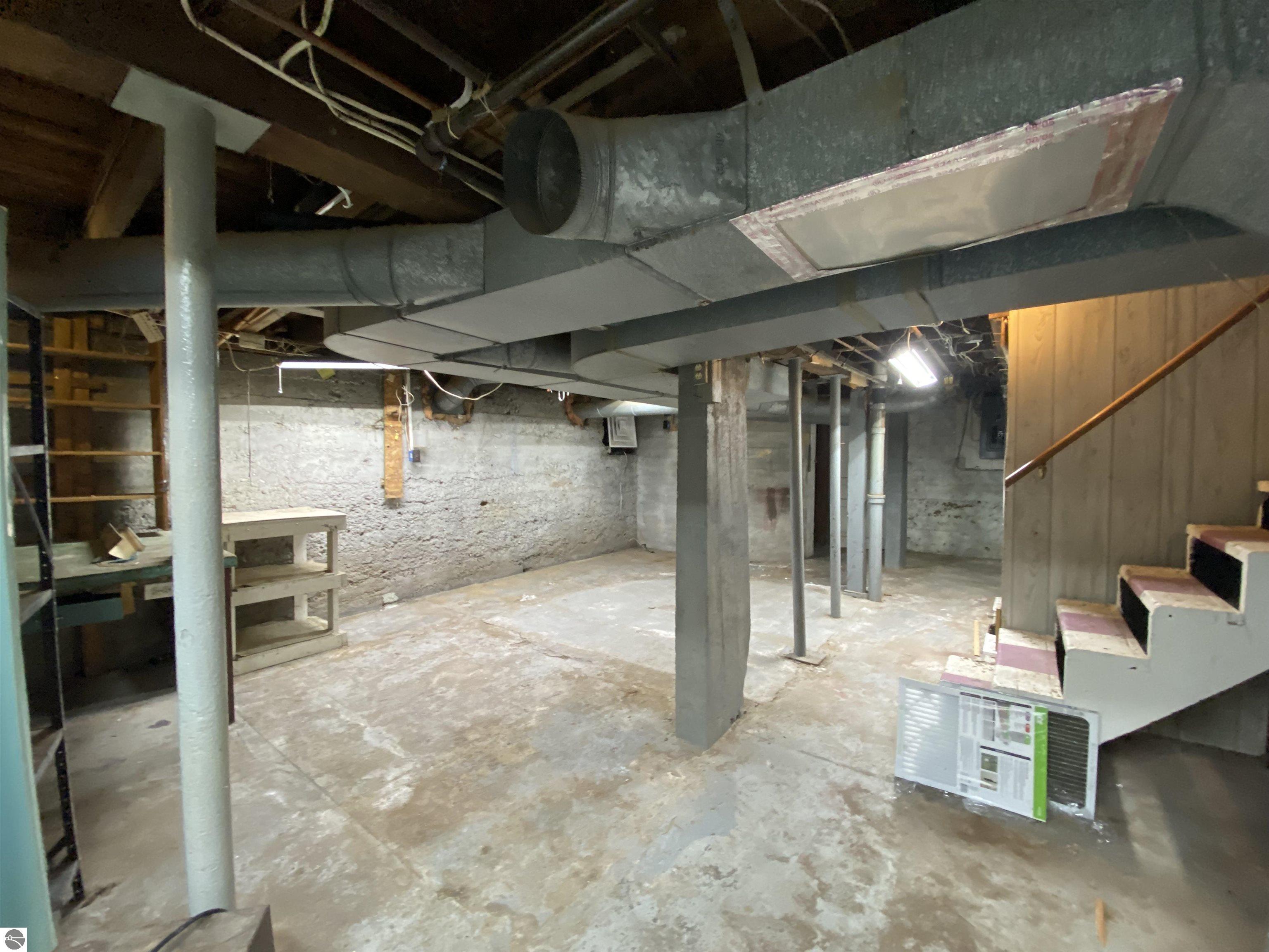 109 N Park