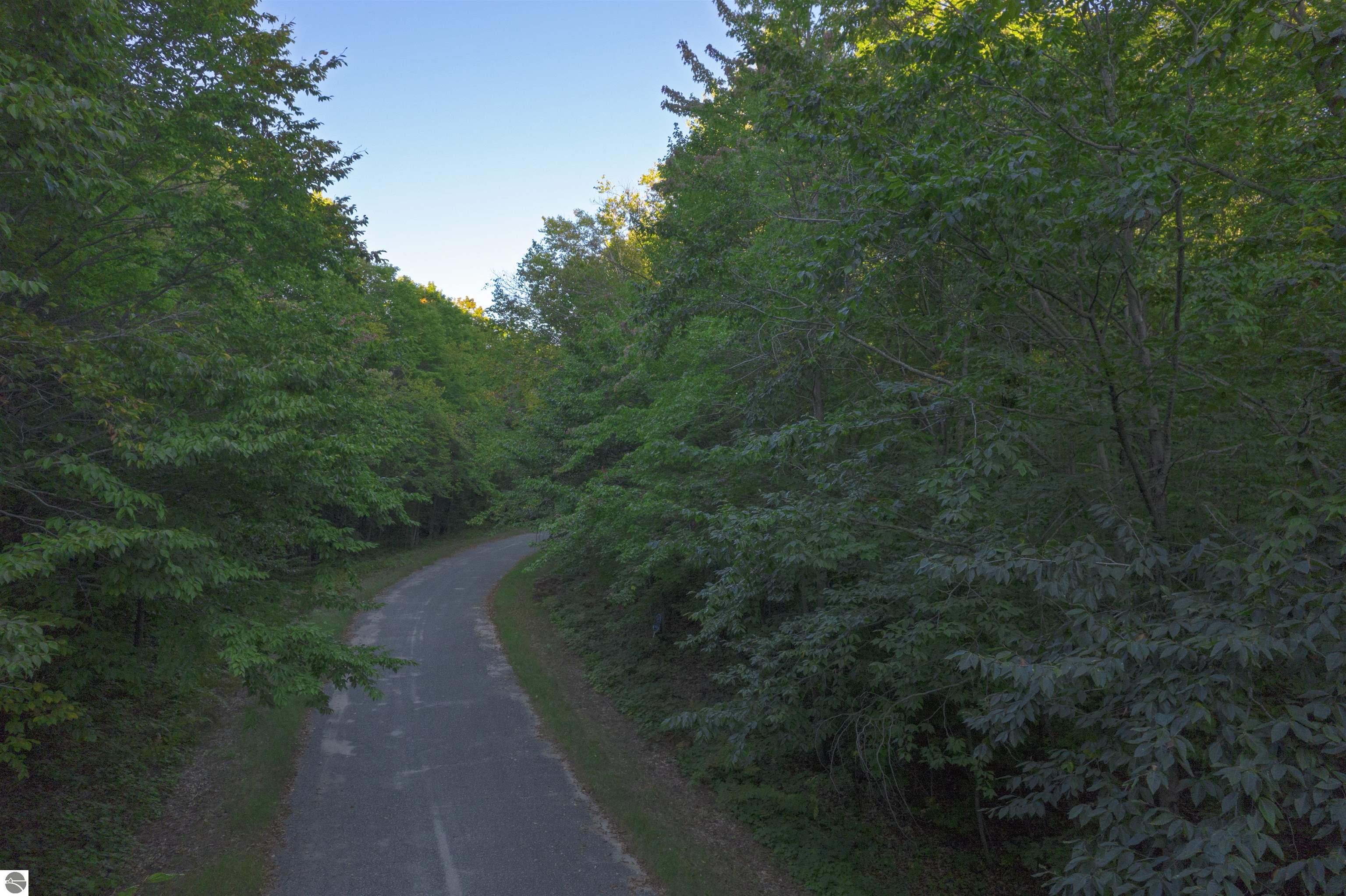 V/L Glenridge Circle