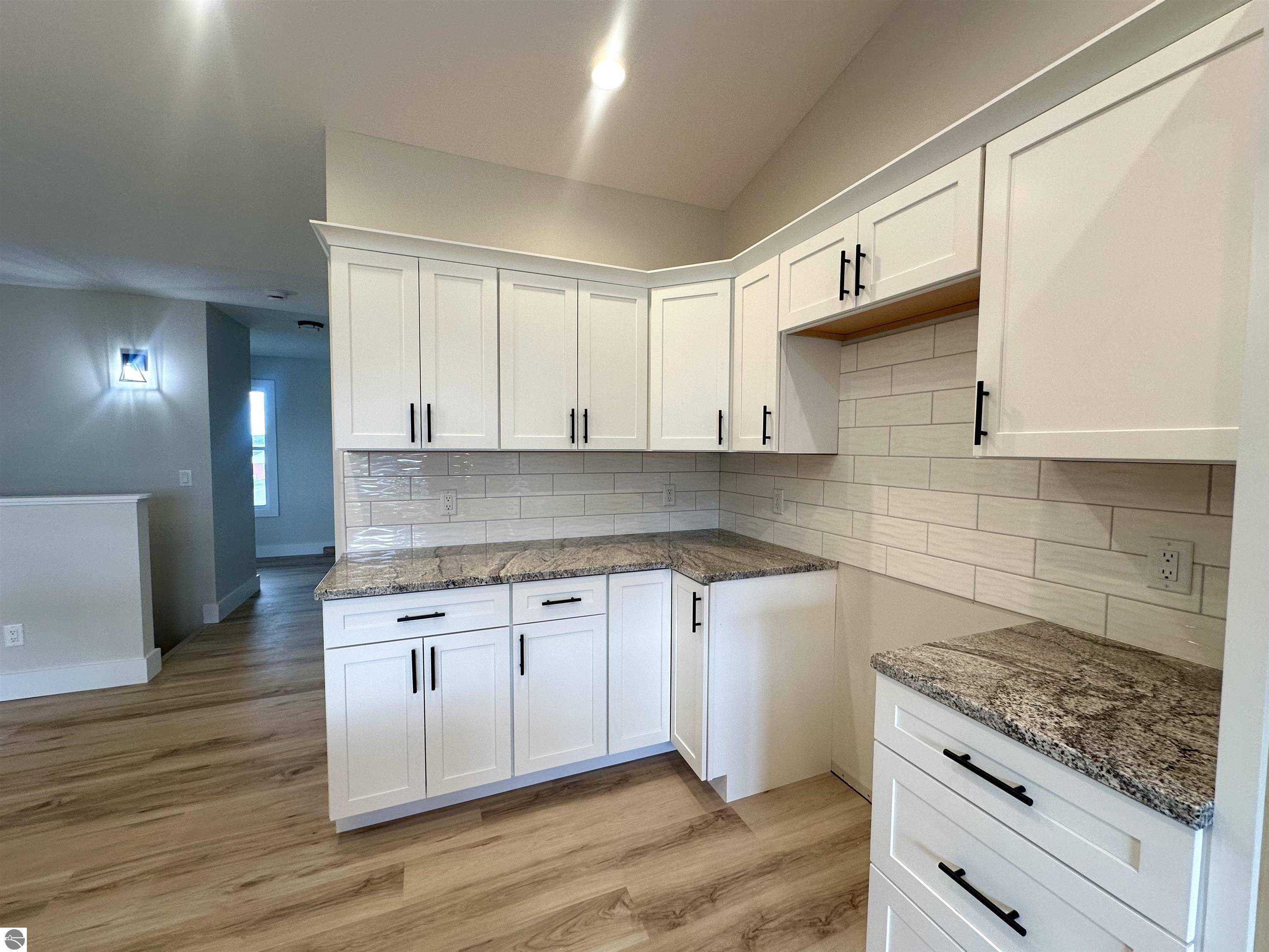 1146 Farmington Drive
