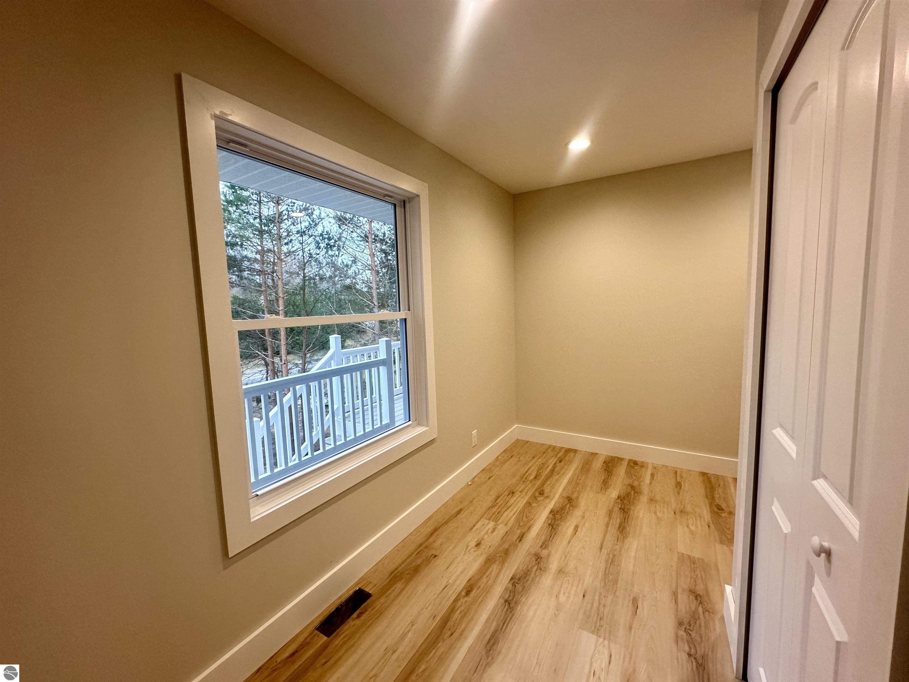 1146 Farmington Drive