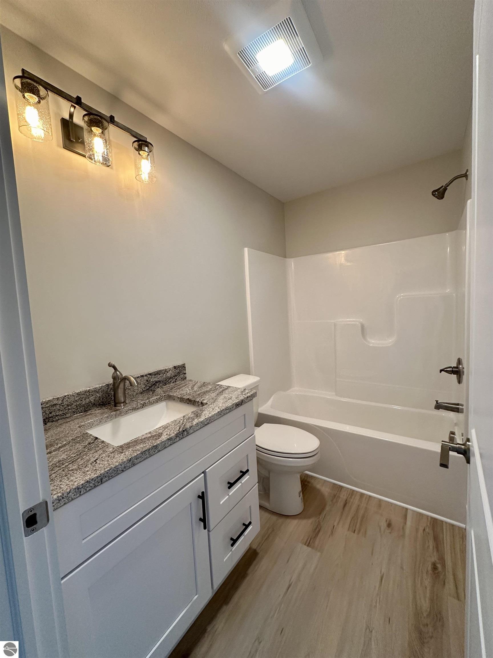 1146 Farmington Drive