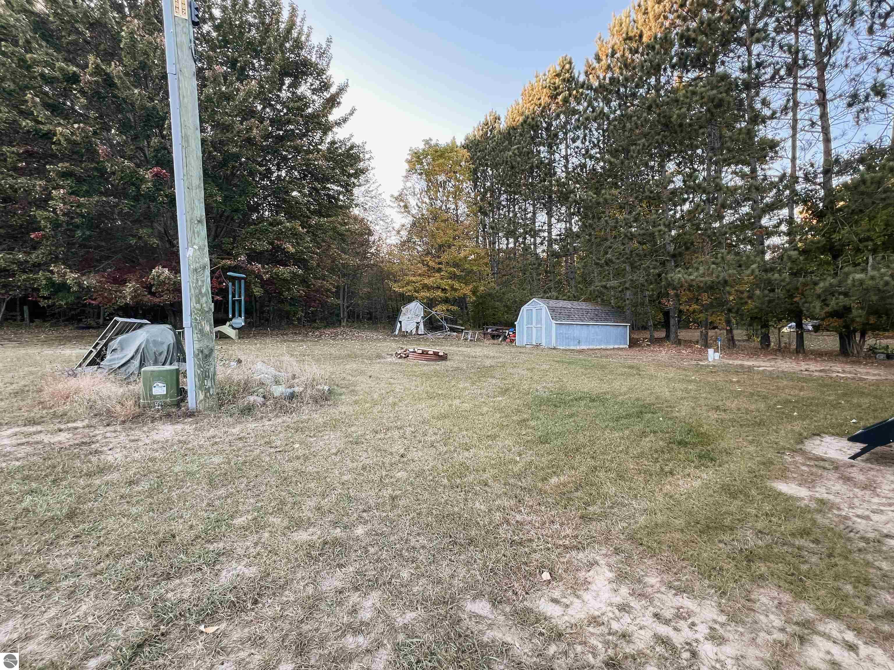 5733 Six Mile Lake Road