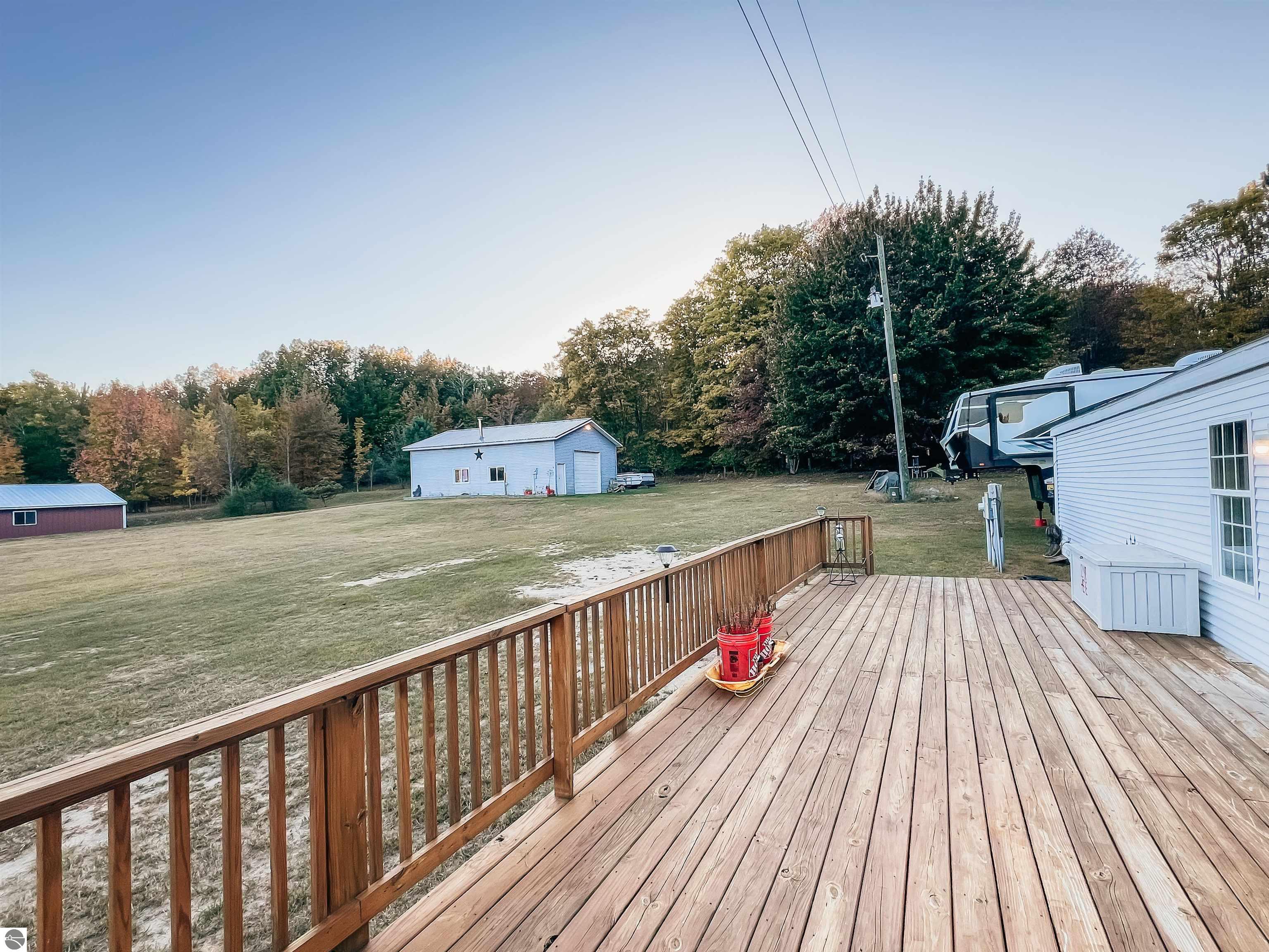 5733 Six Mile Lake Road