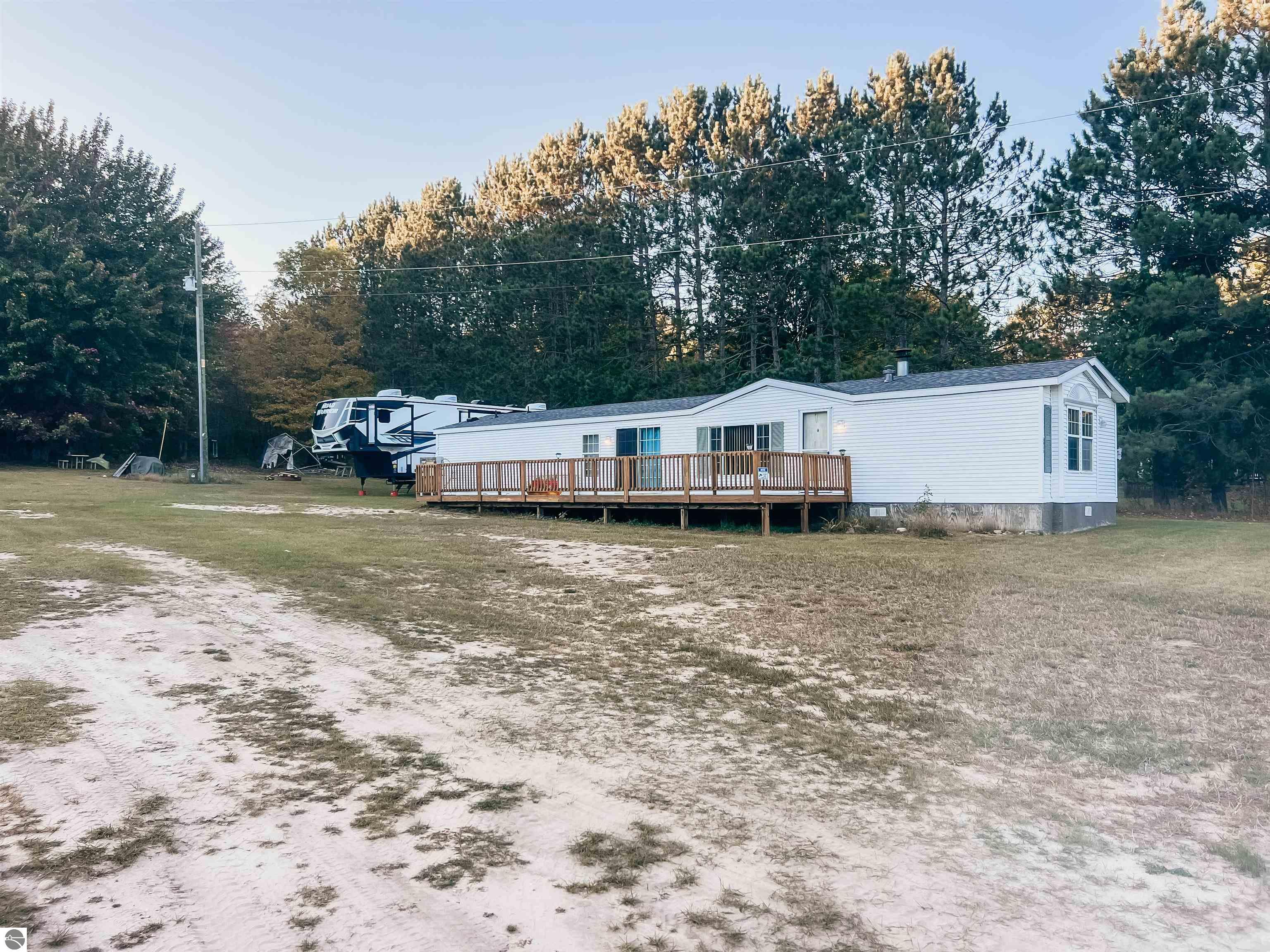 5733 Six Mile Lake Road