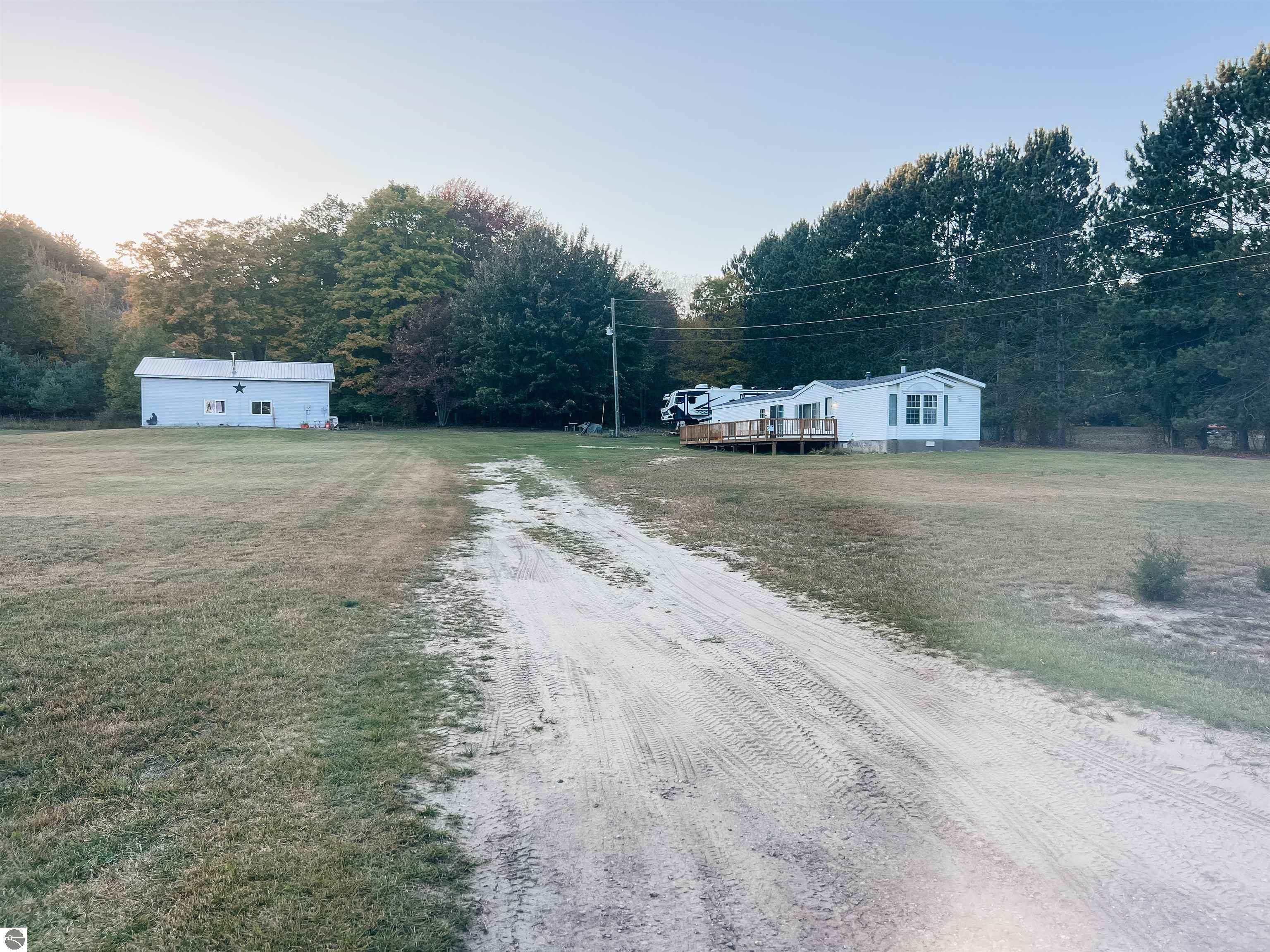5733 Six Mile Lake Road
