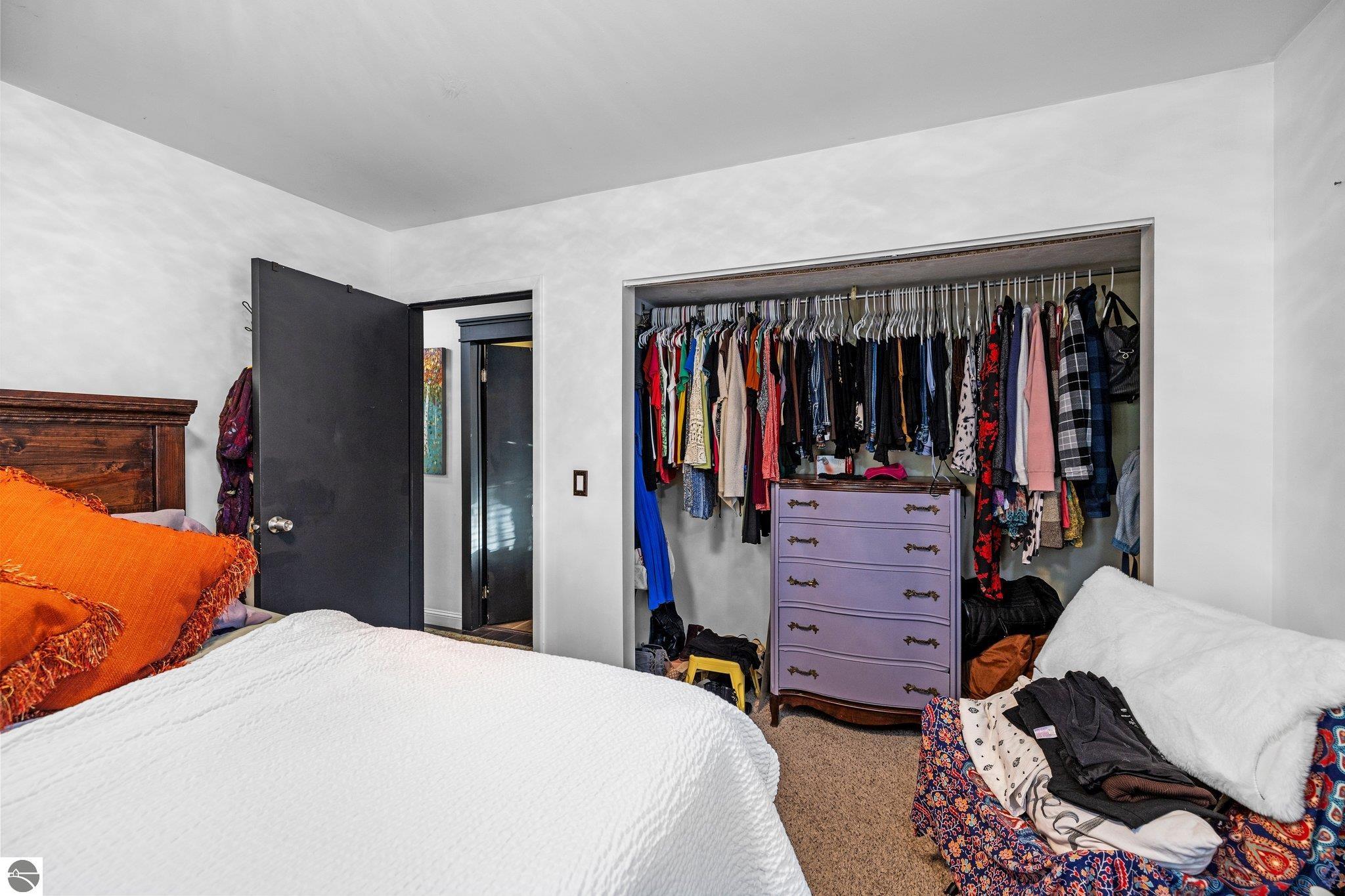 5249 W Mobile Trail