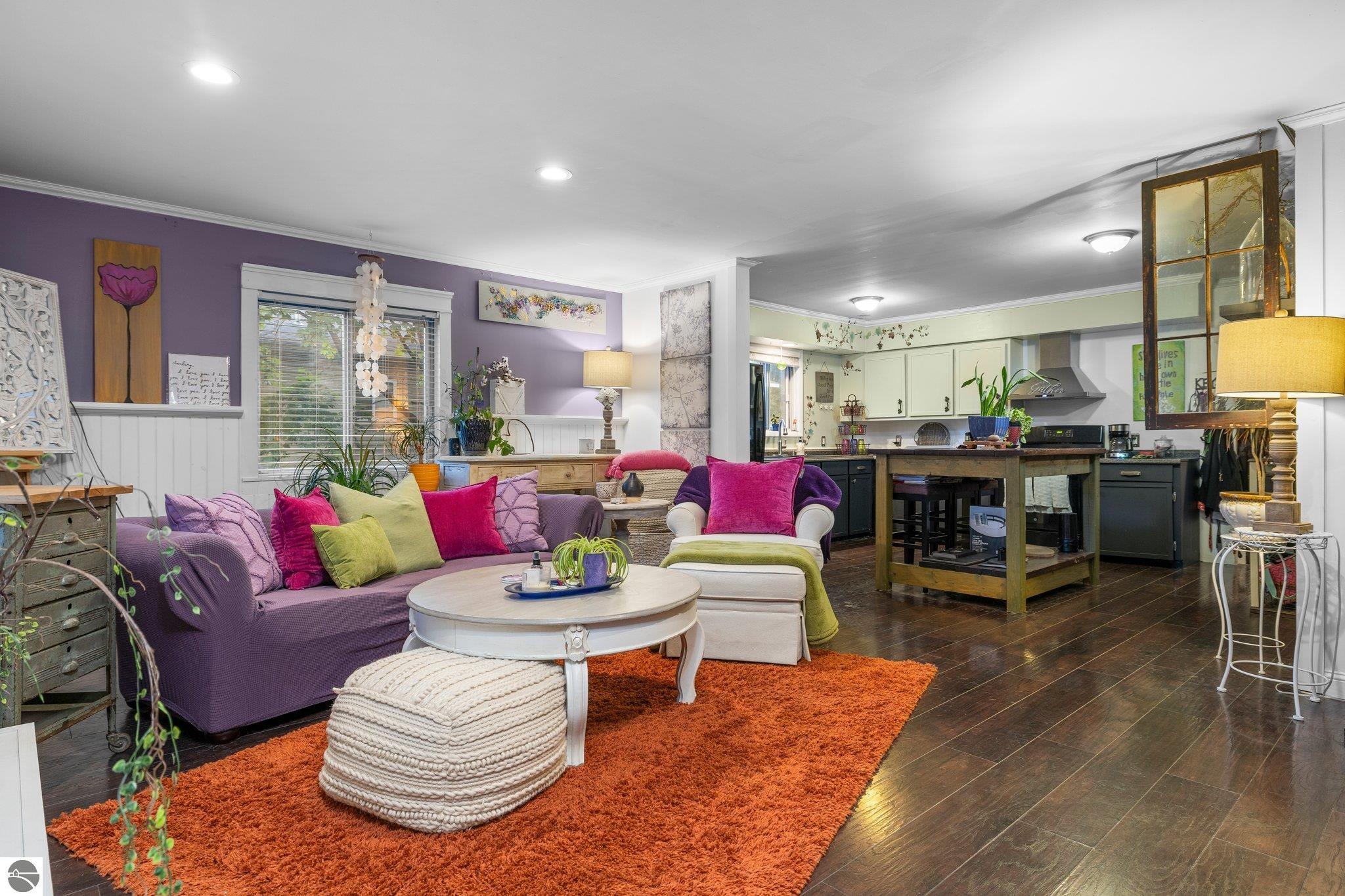 5249 W Mobile Trail