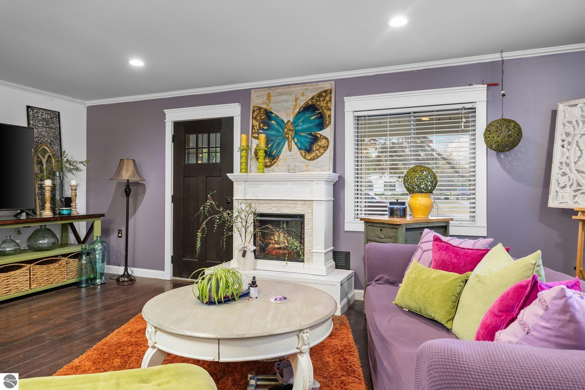 5249 W Mobile Trail