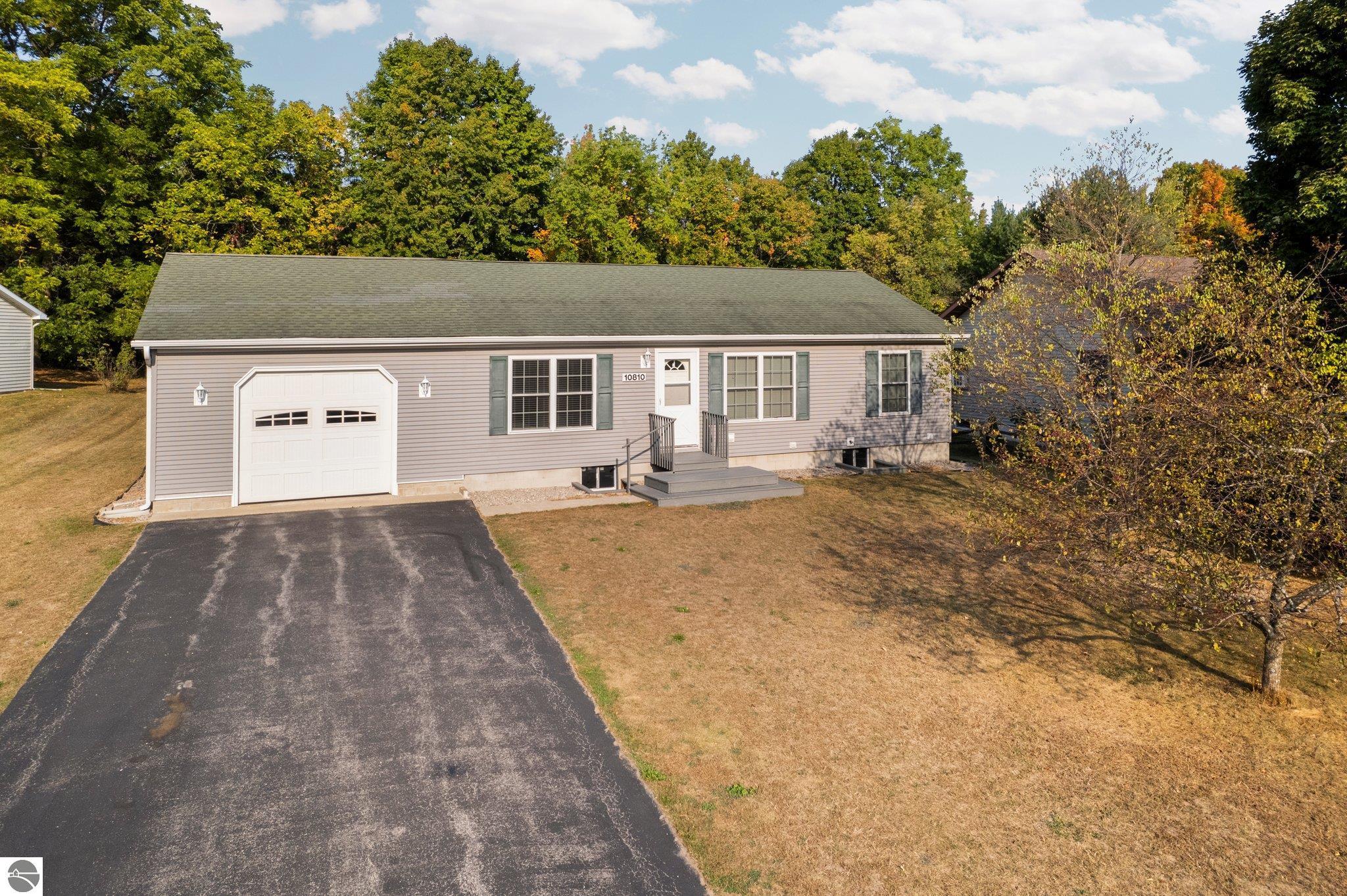 10810 S Blue Ridge Lane