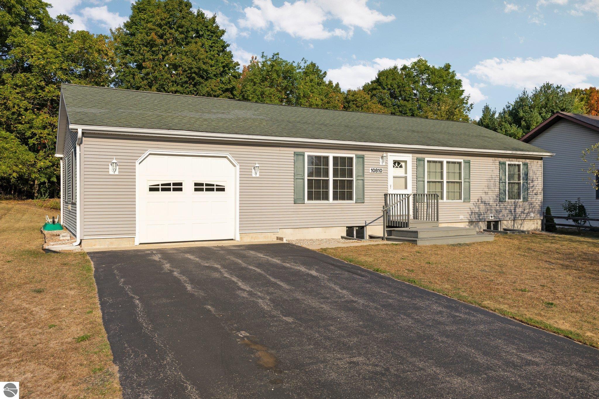 10810 S Blue Ridge Lane
