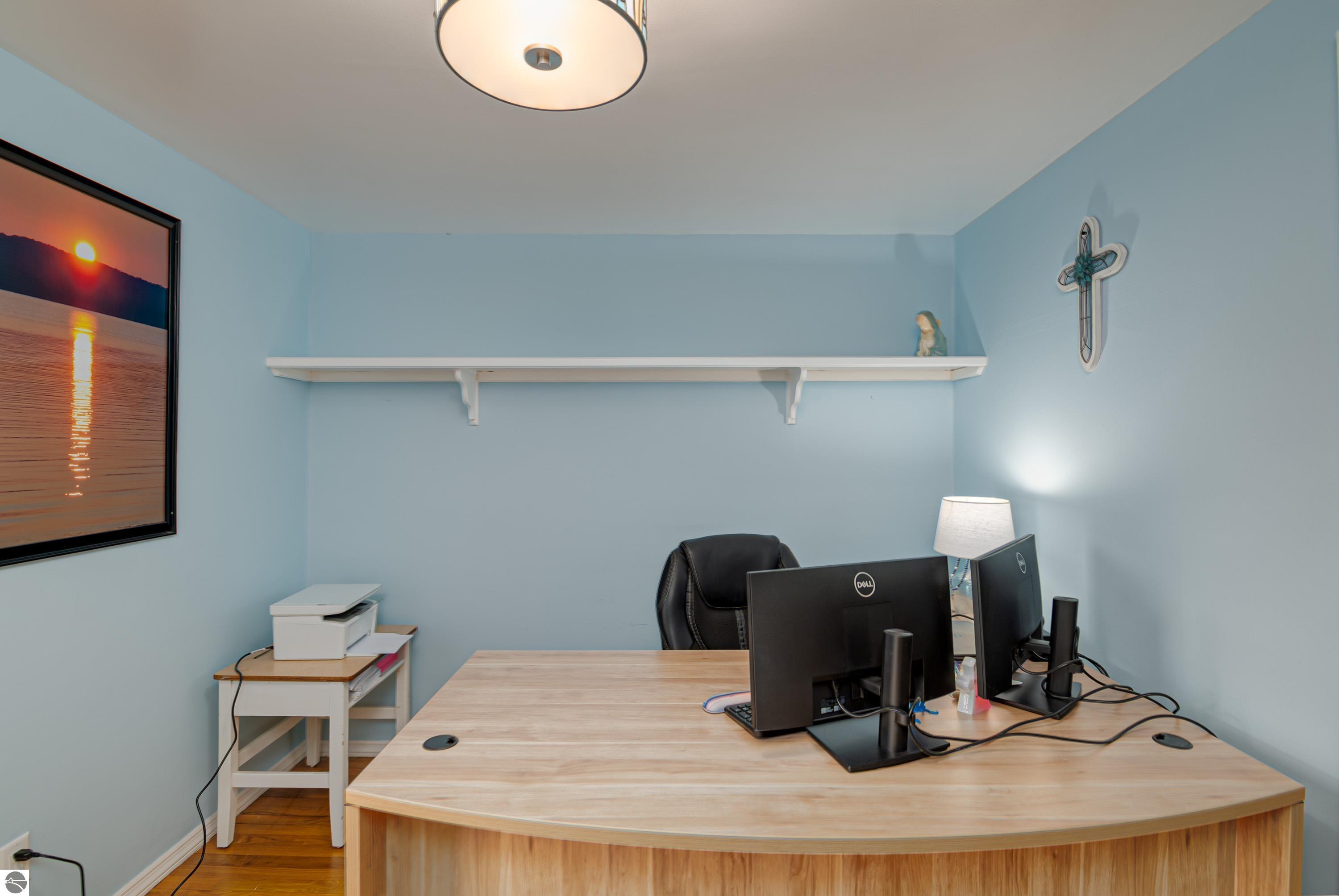 513 W 12th Street