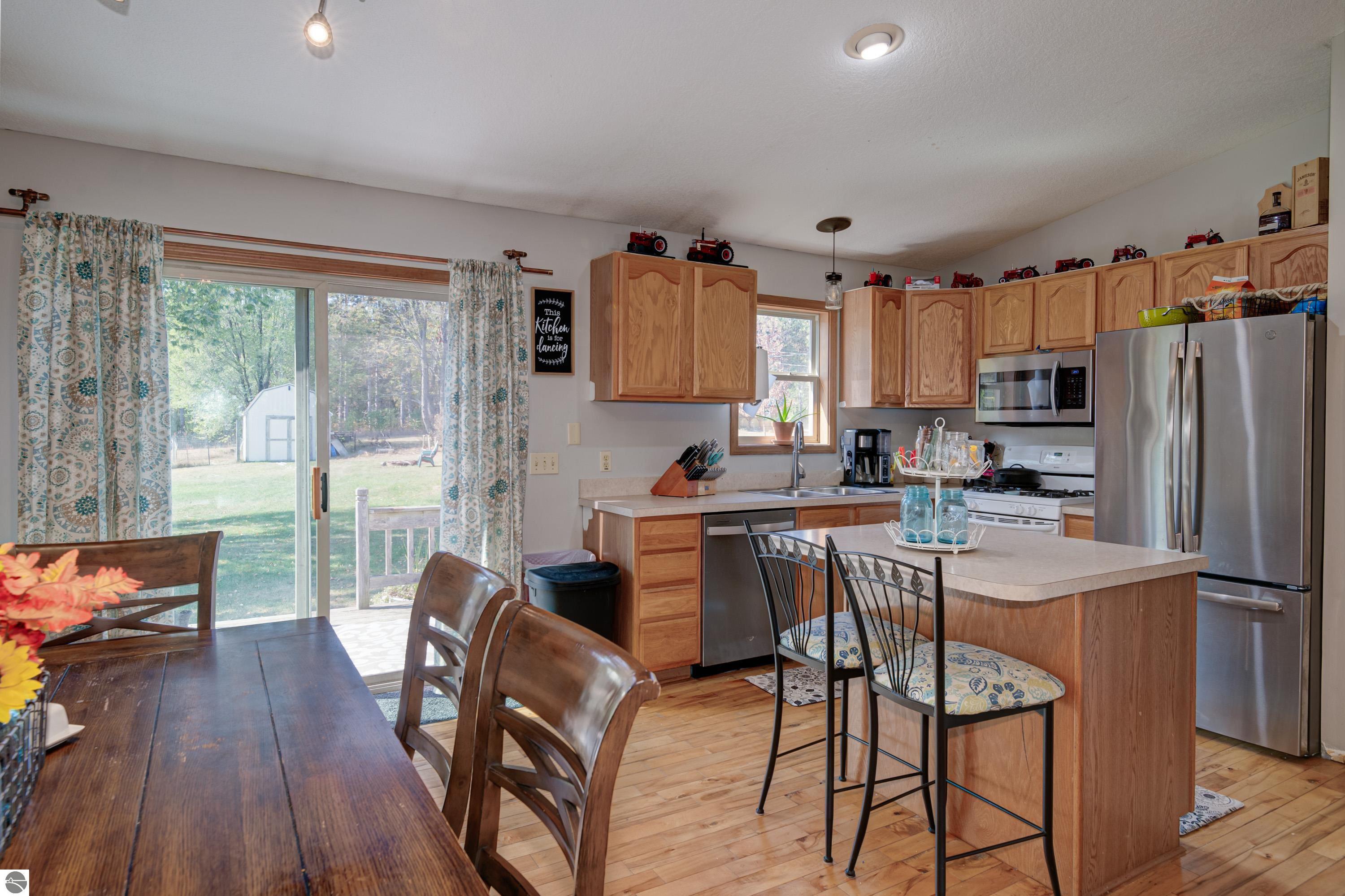 6218 Sunset Drive