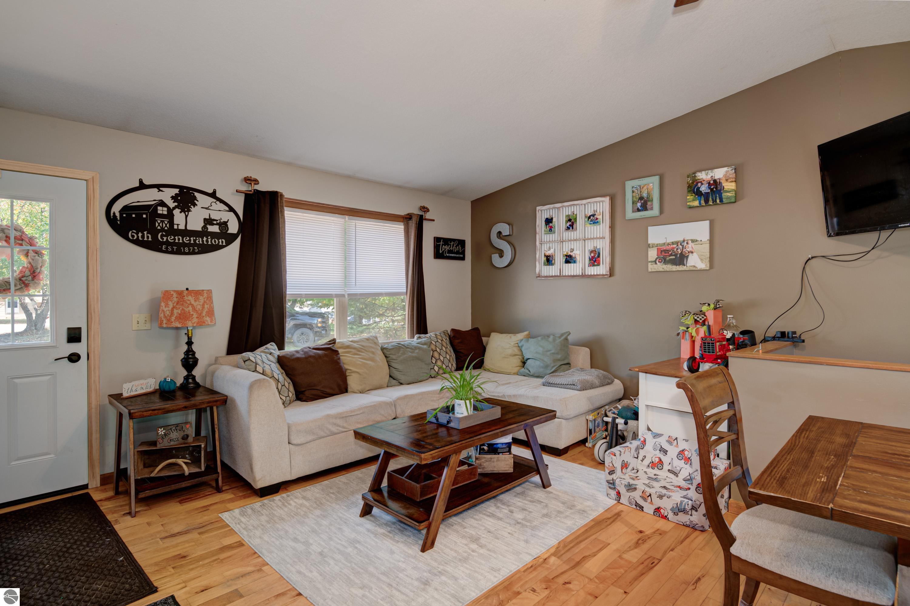 6218 Sunset Drive