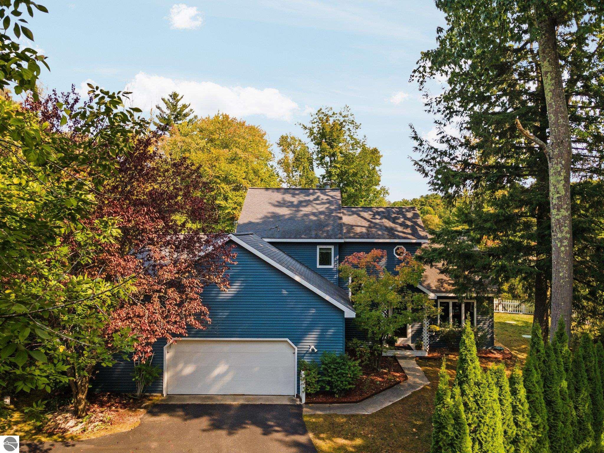 7878 S Outer Drive