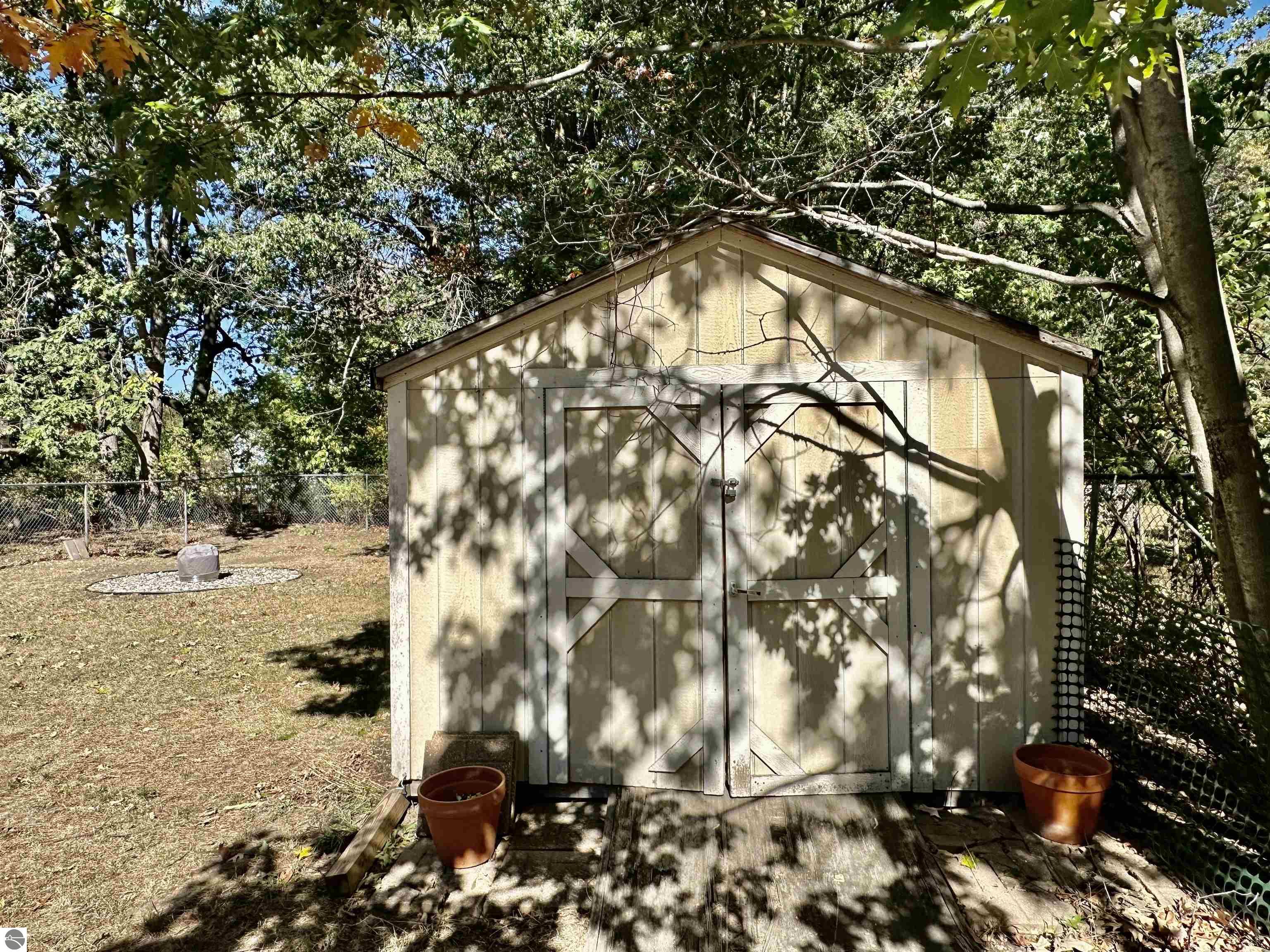 845 Carver Street