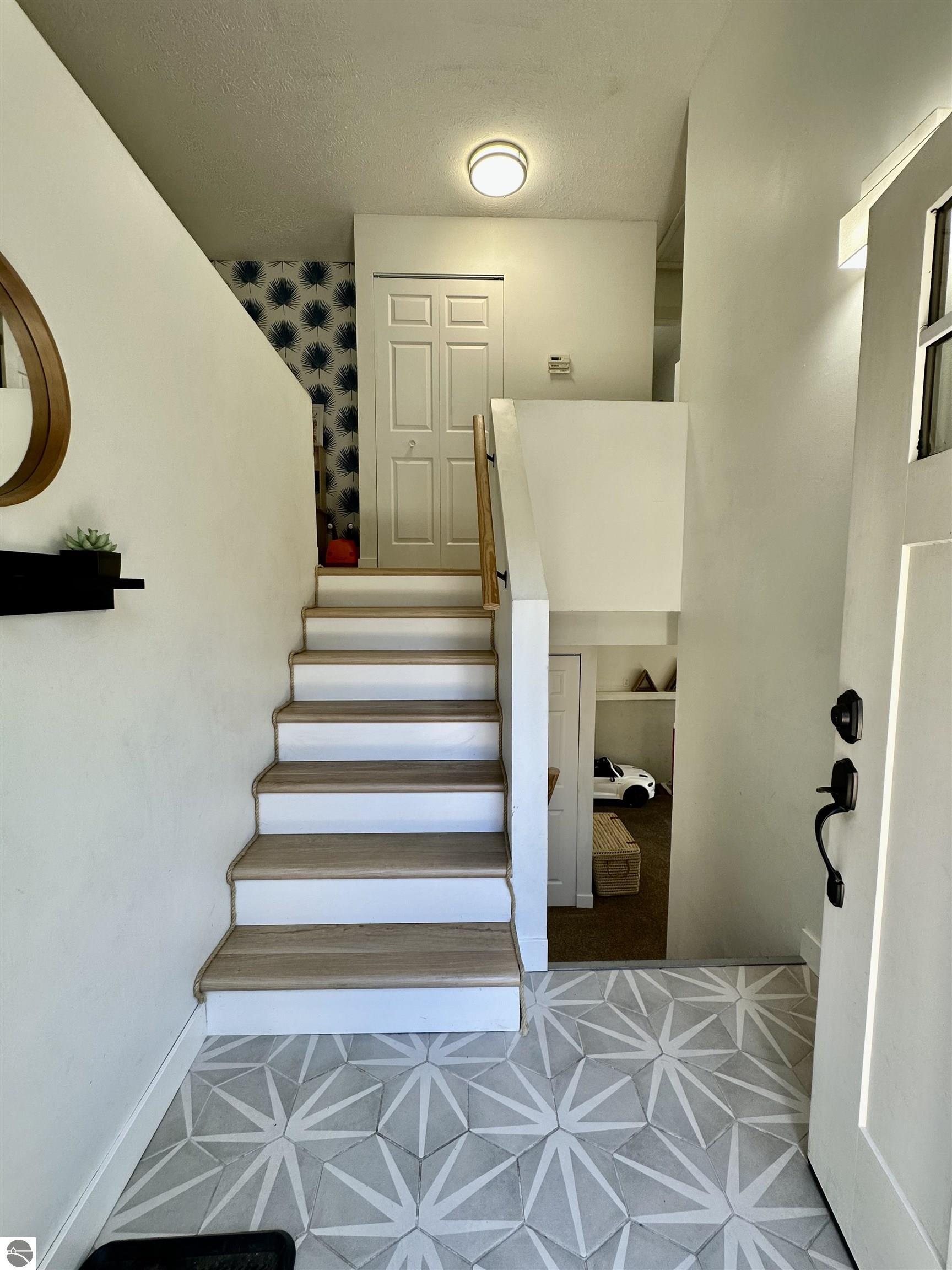 845 Carver Street