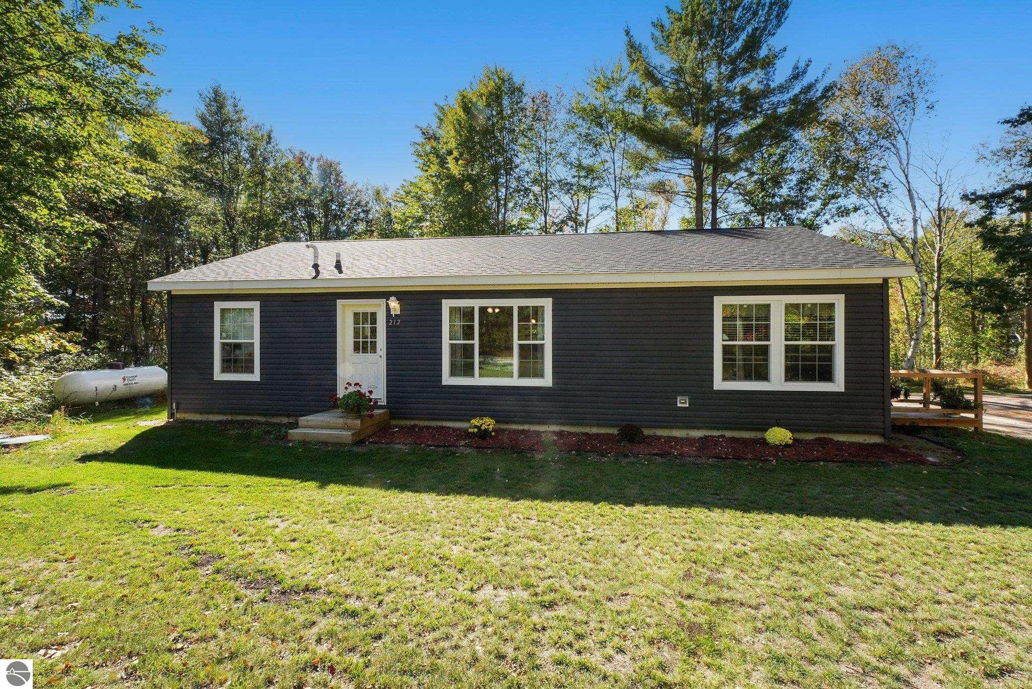 212 Deerfield Court