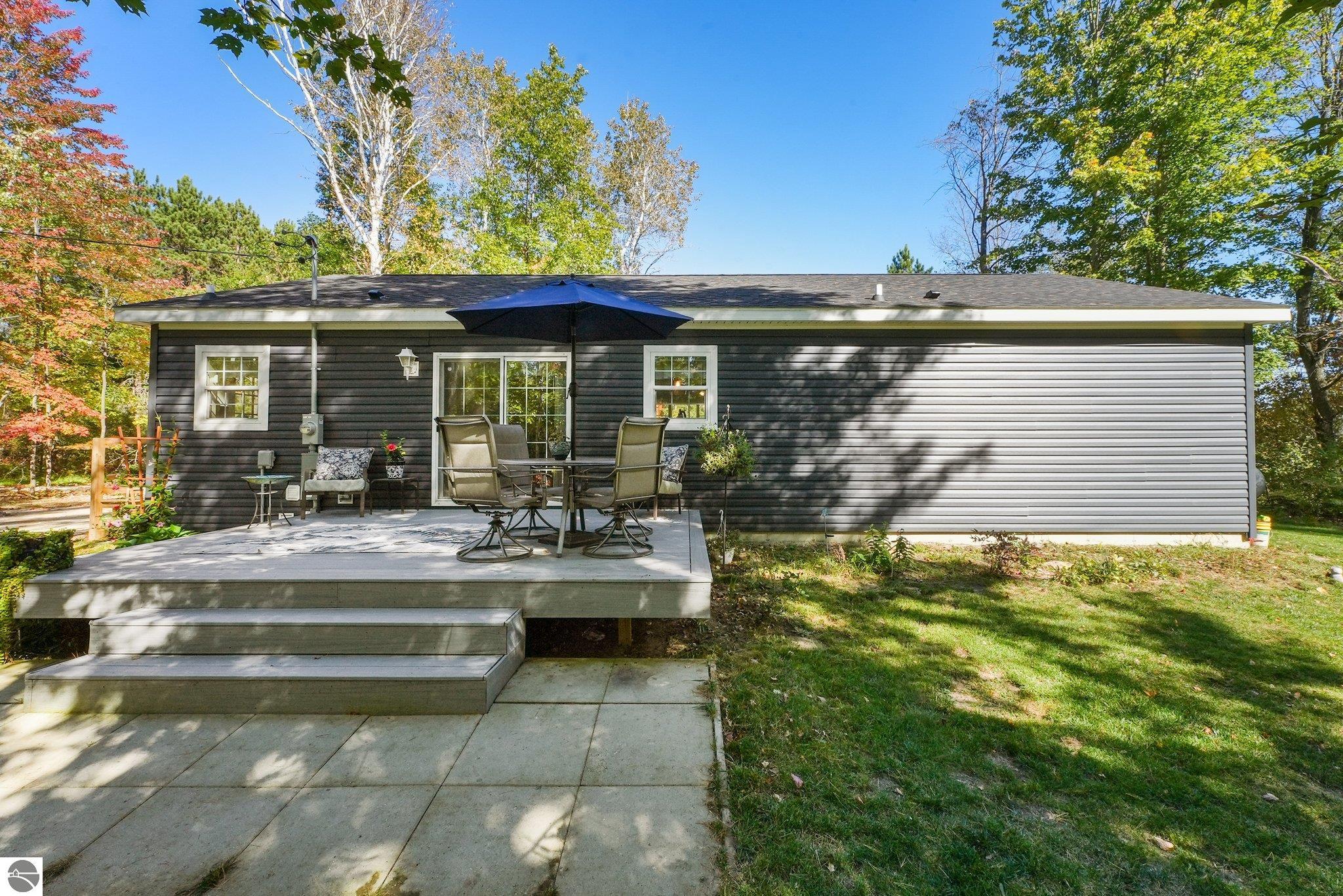 212 Deerfield Court
