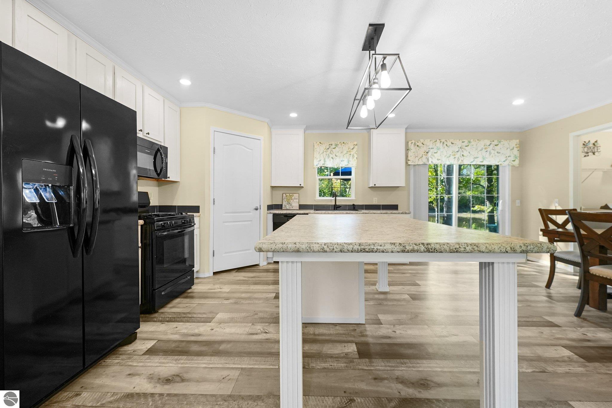 212 Deerfield Court