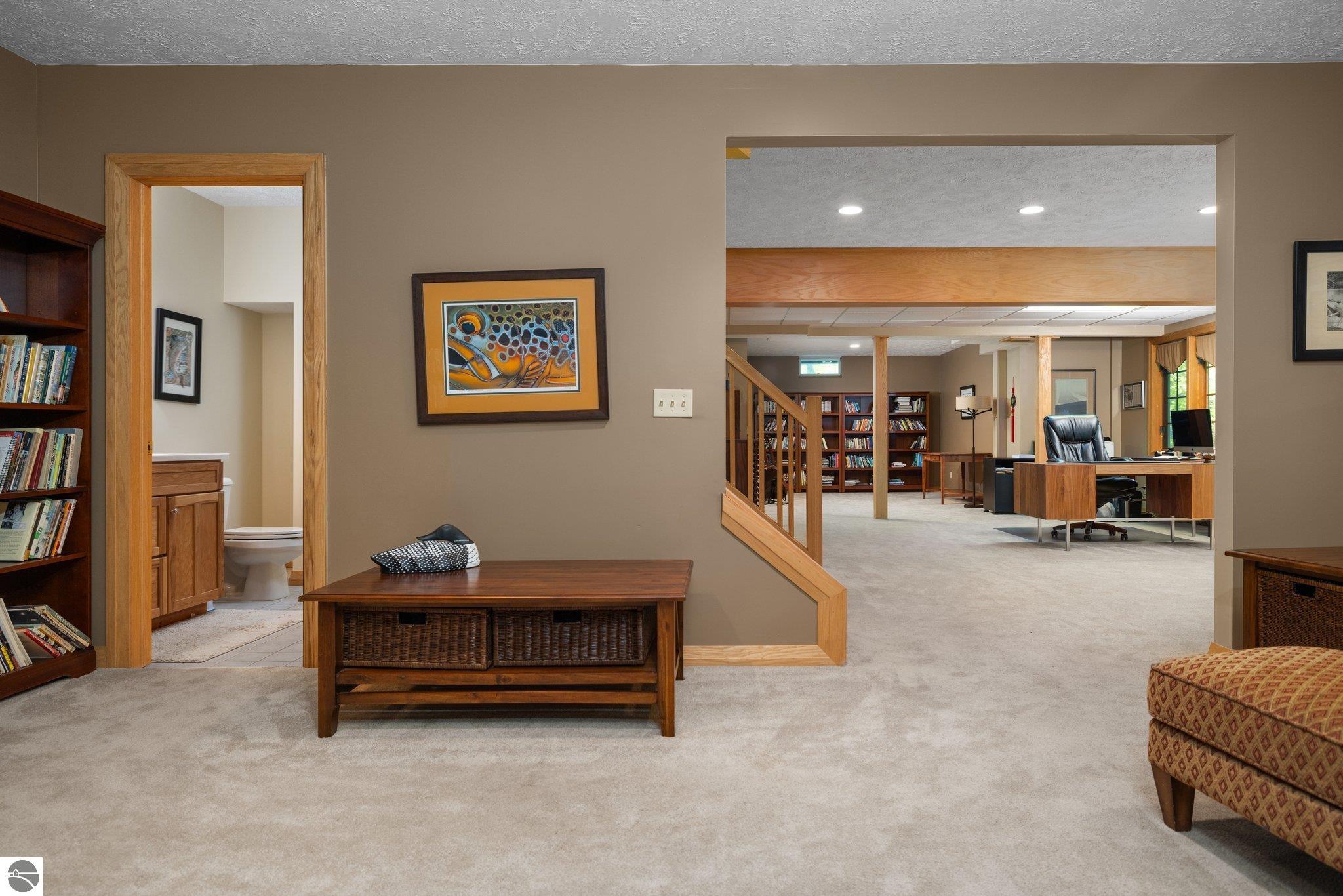 9658 E Walkabout Lane