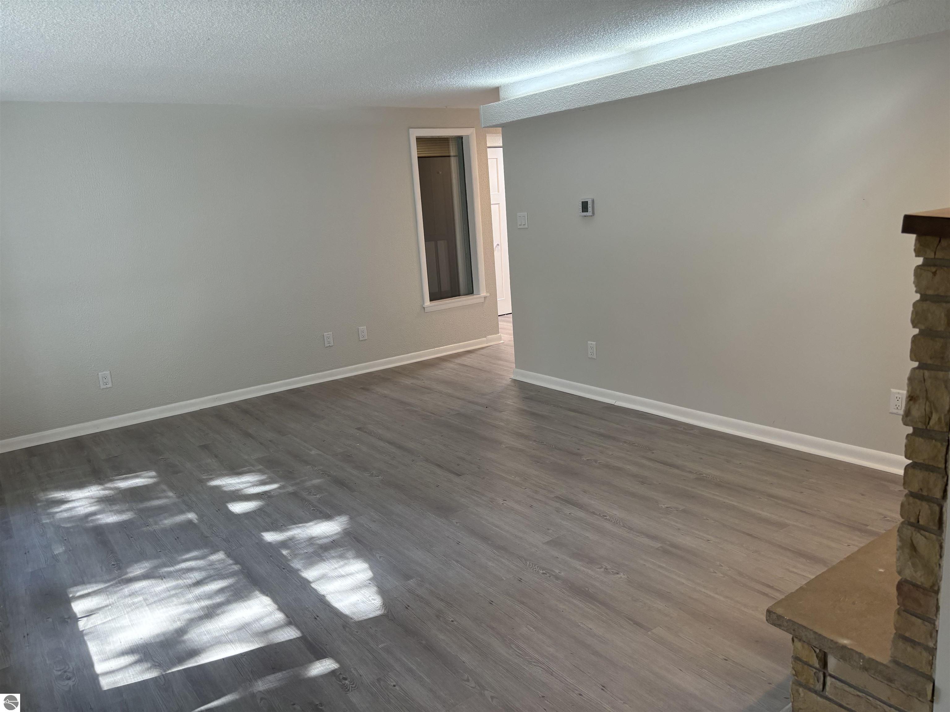 3776 Vista Park