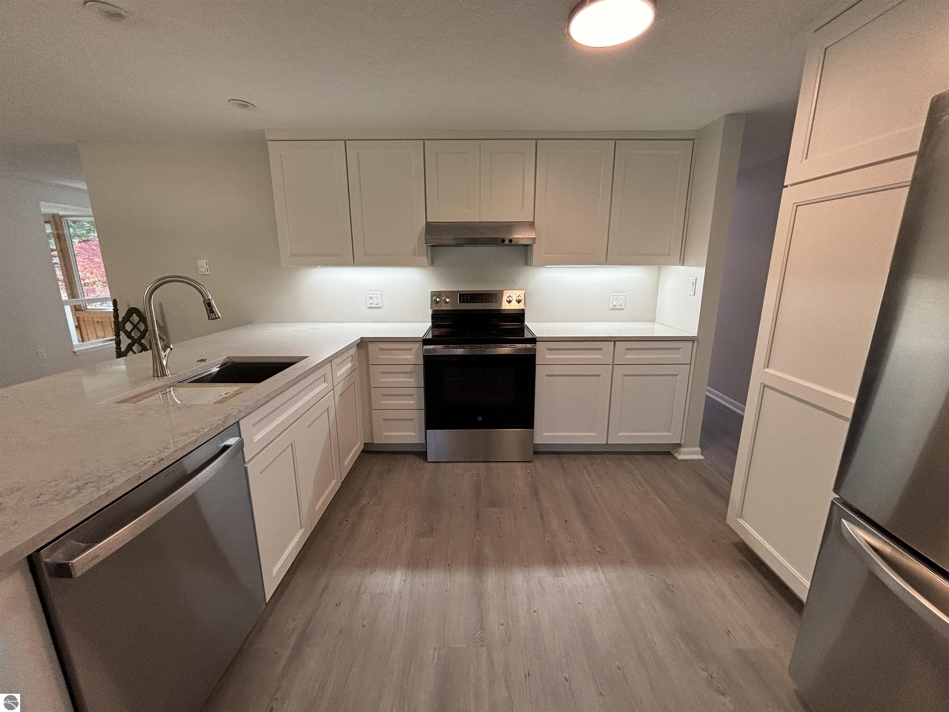 3776 Vista Park