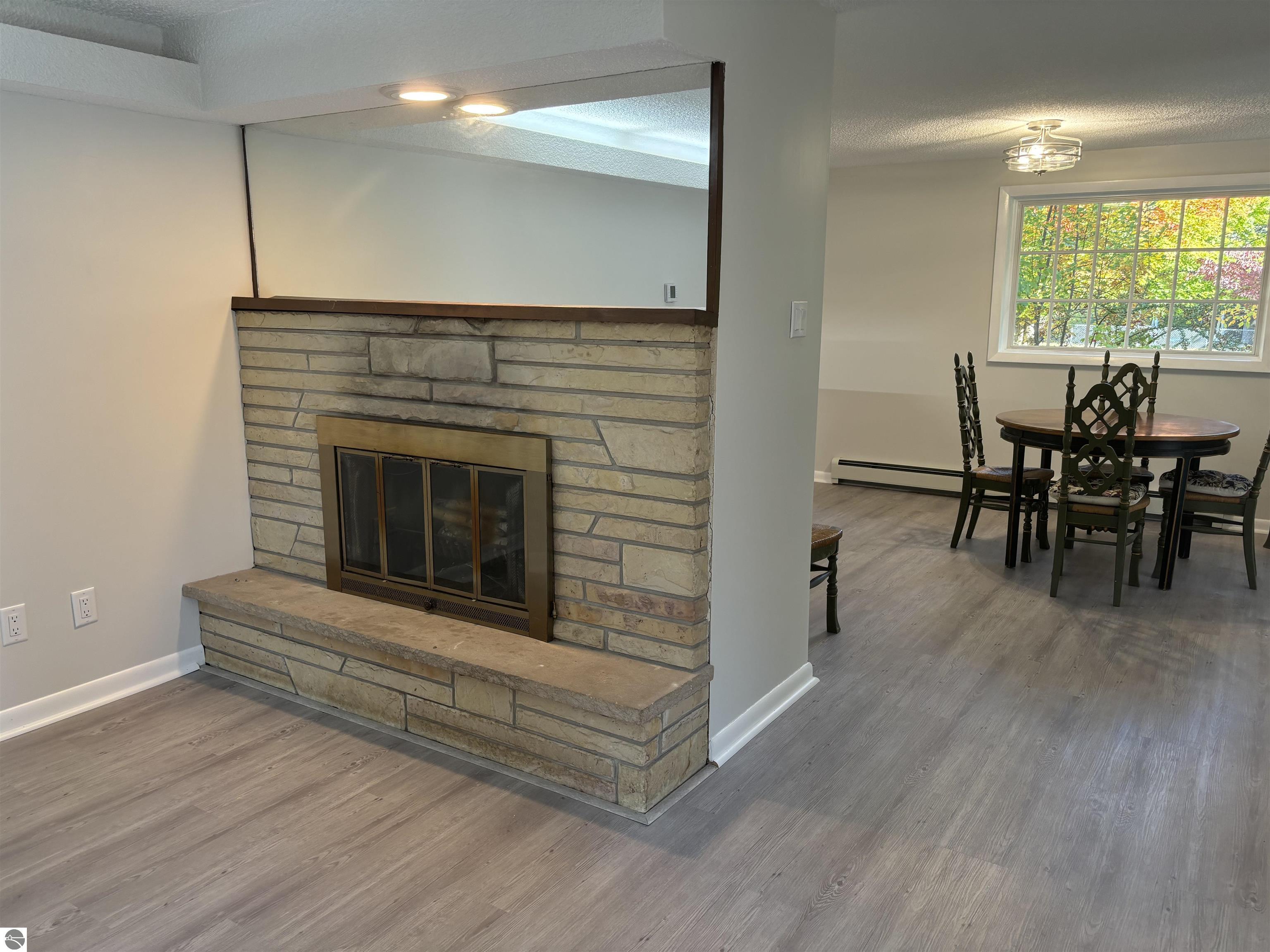 3776 Vista Park