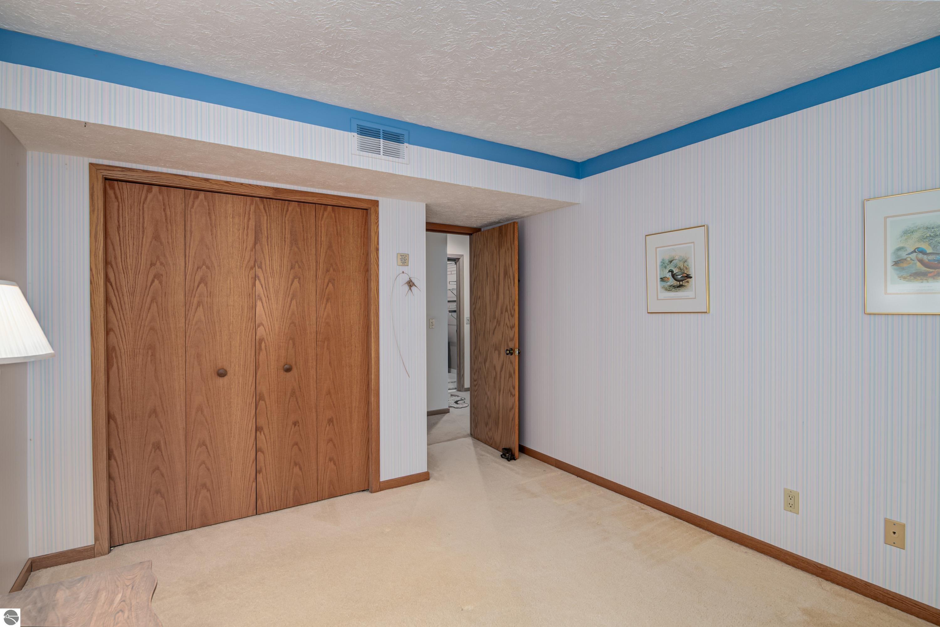 4125 Holiday North Court