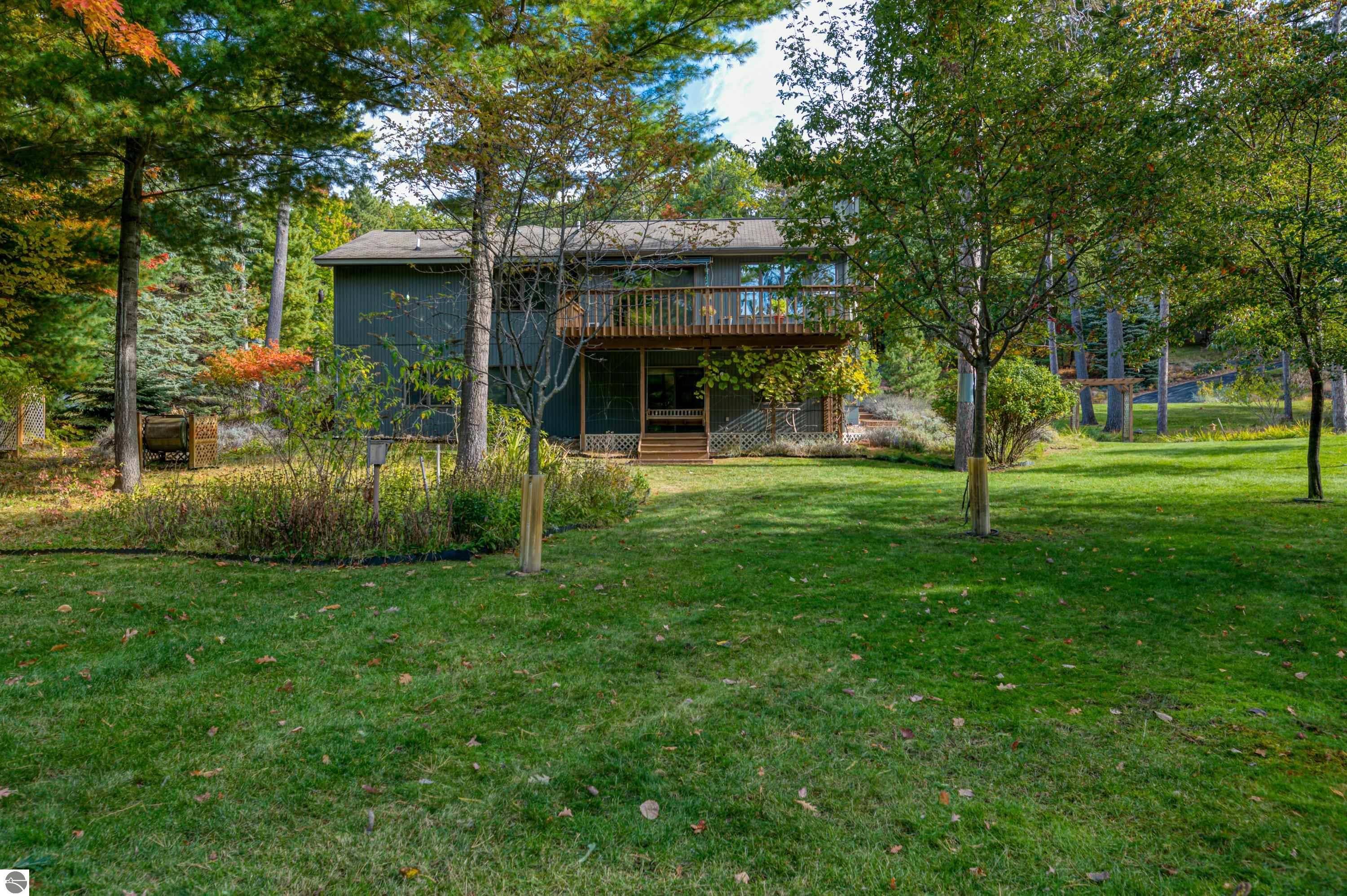 4125 Holiday North Court