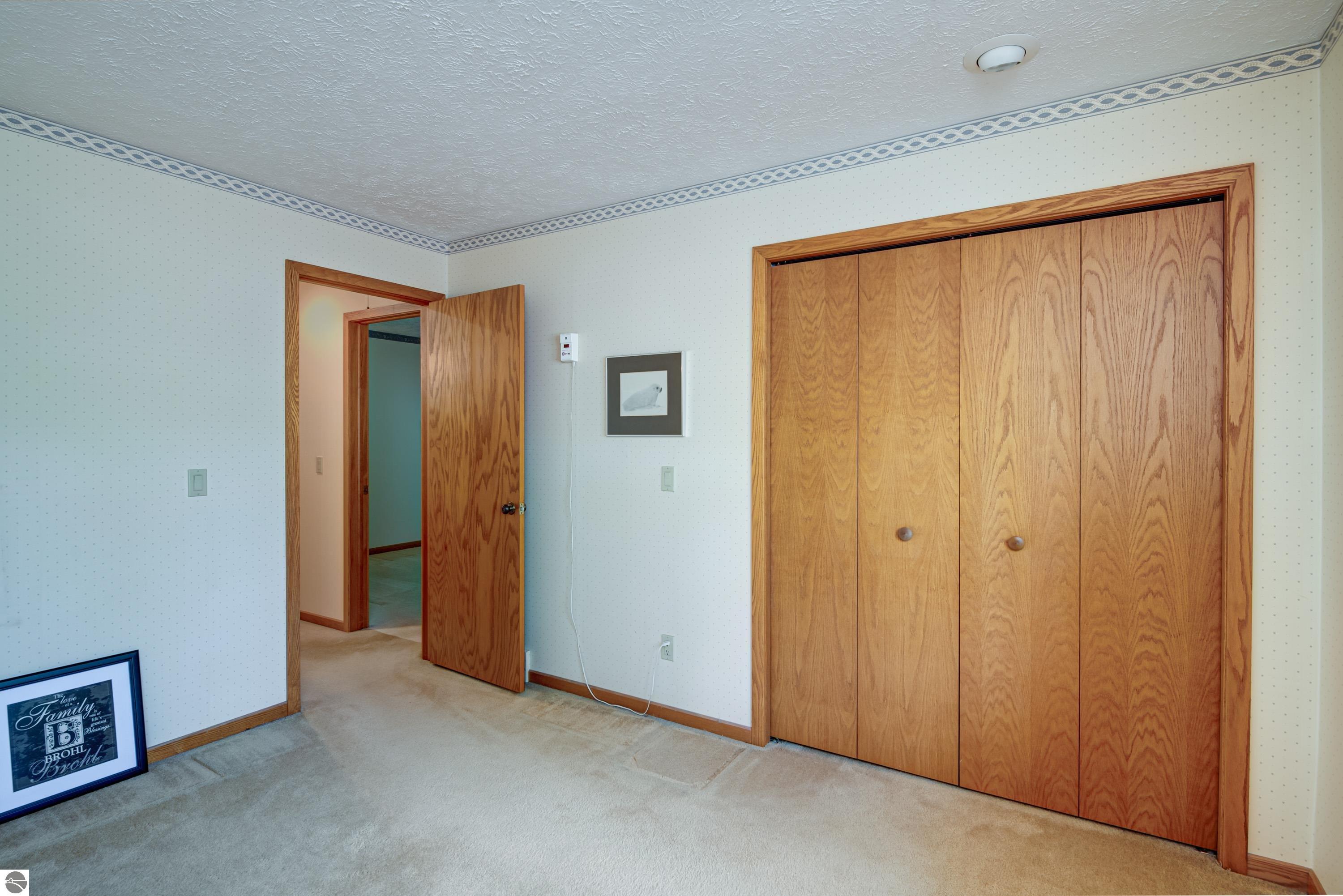 4125 Holiday North Court