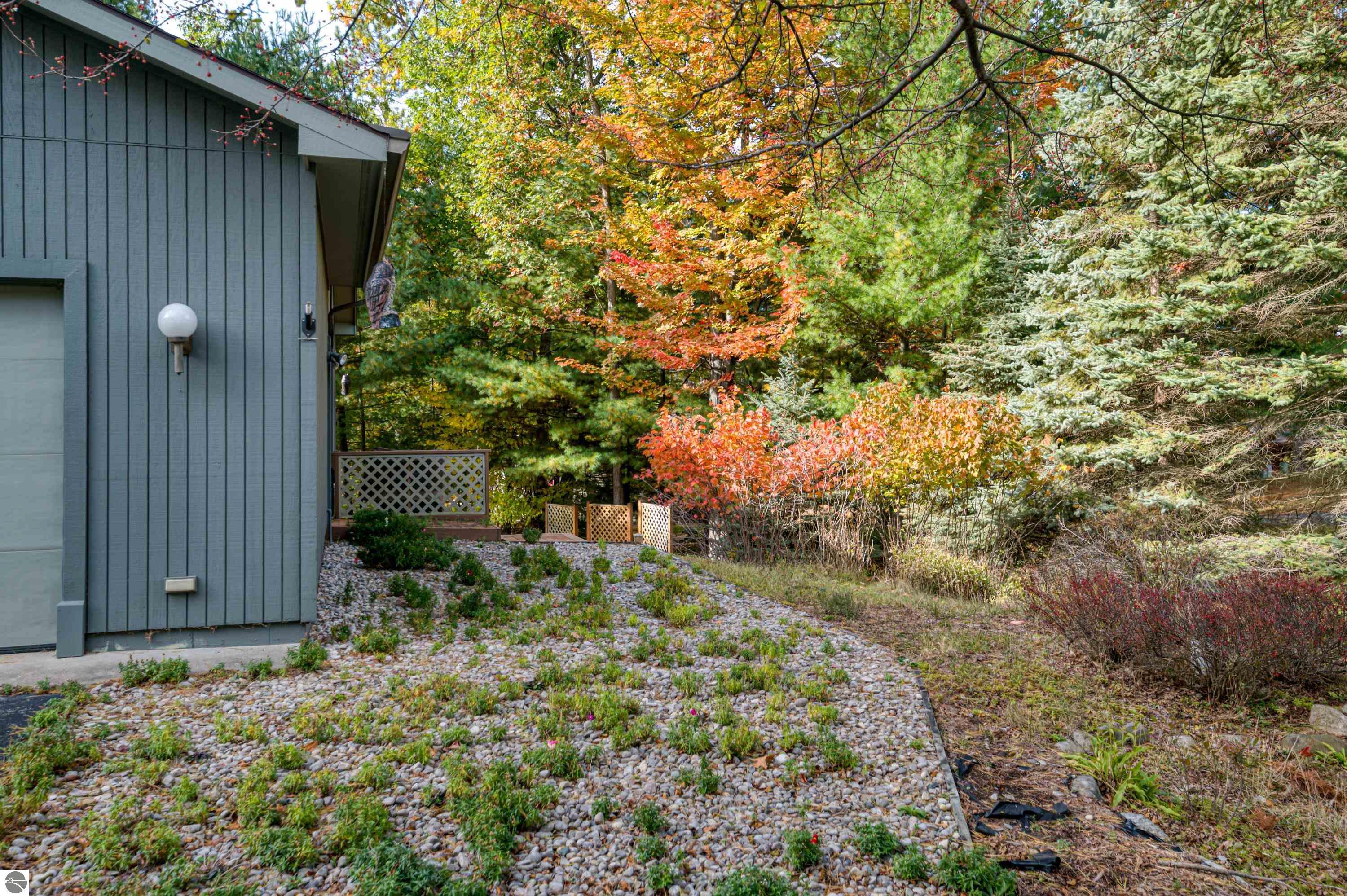 4125 Holiday North Court