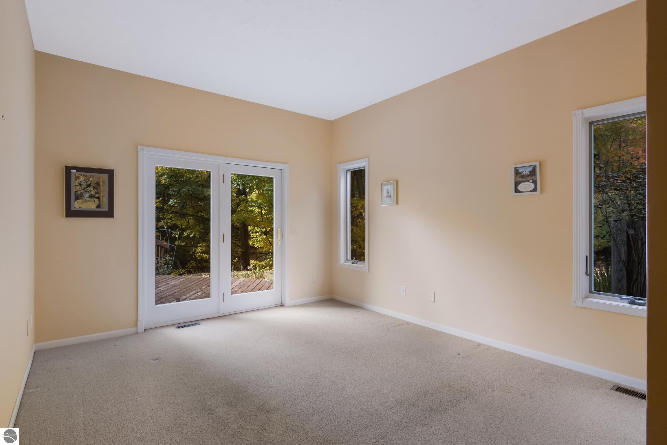 4562 S Bay Valley Drive