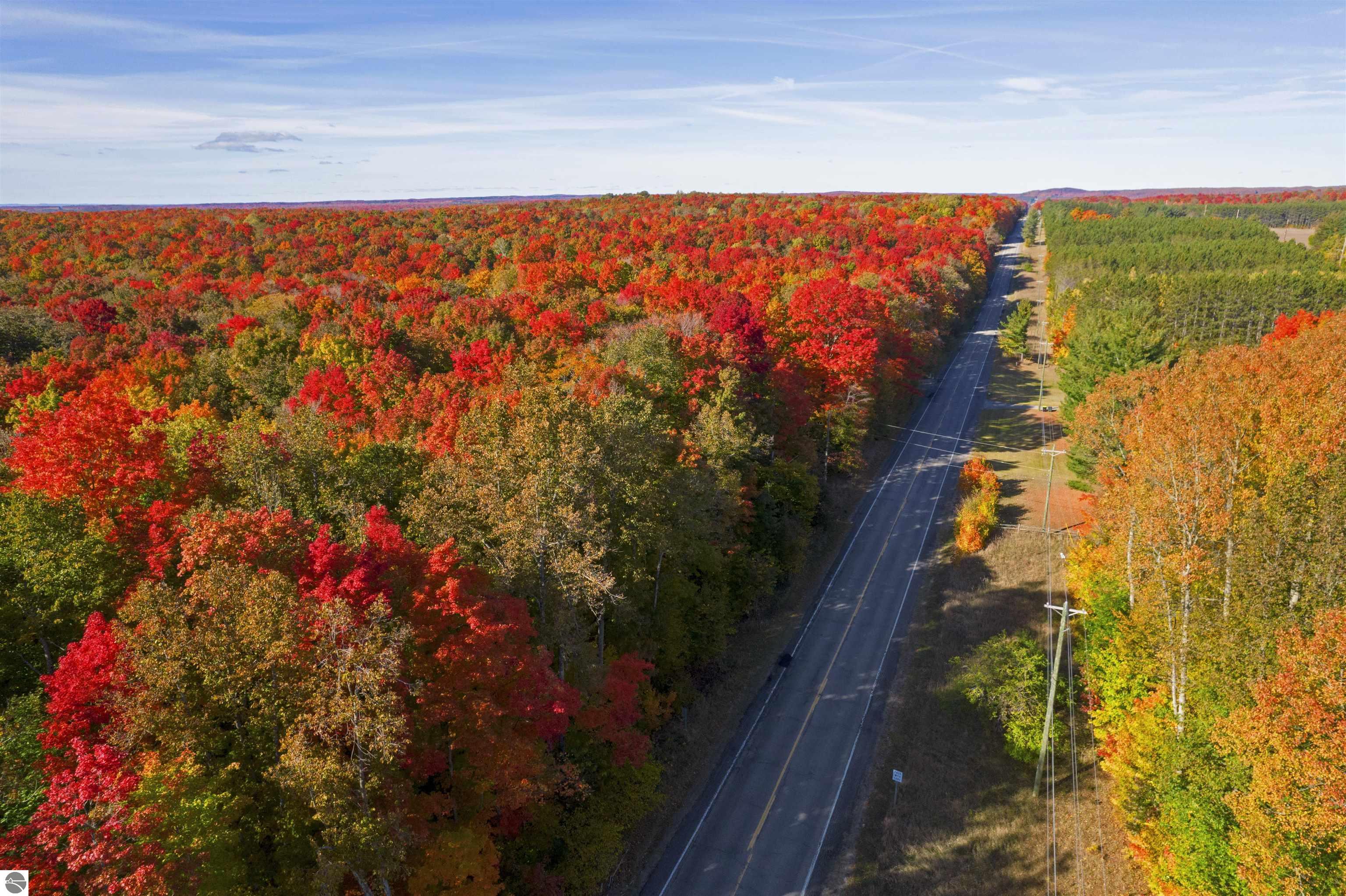 V/L County Road 571