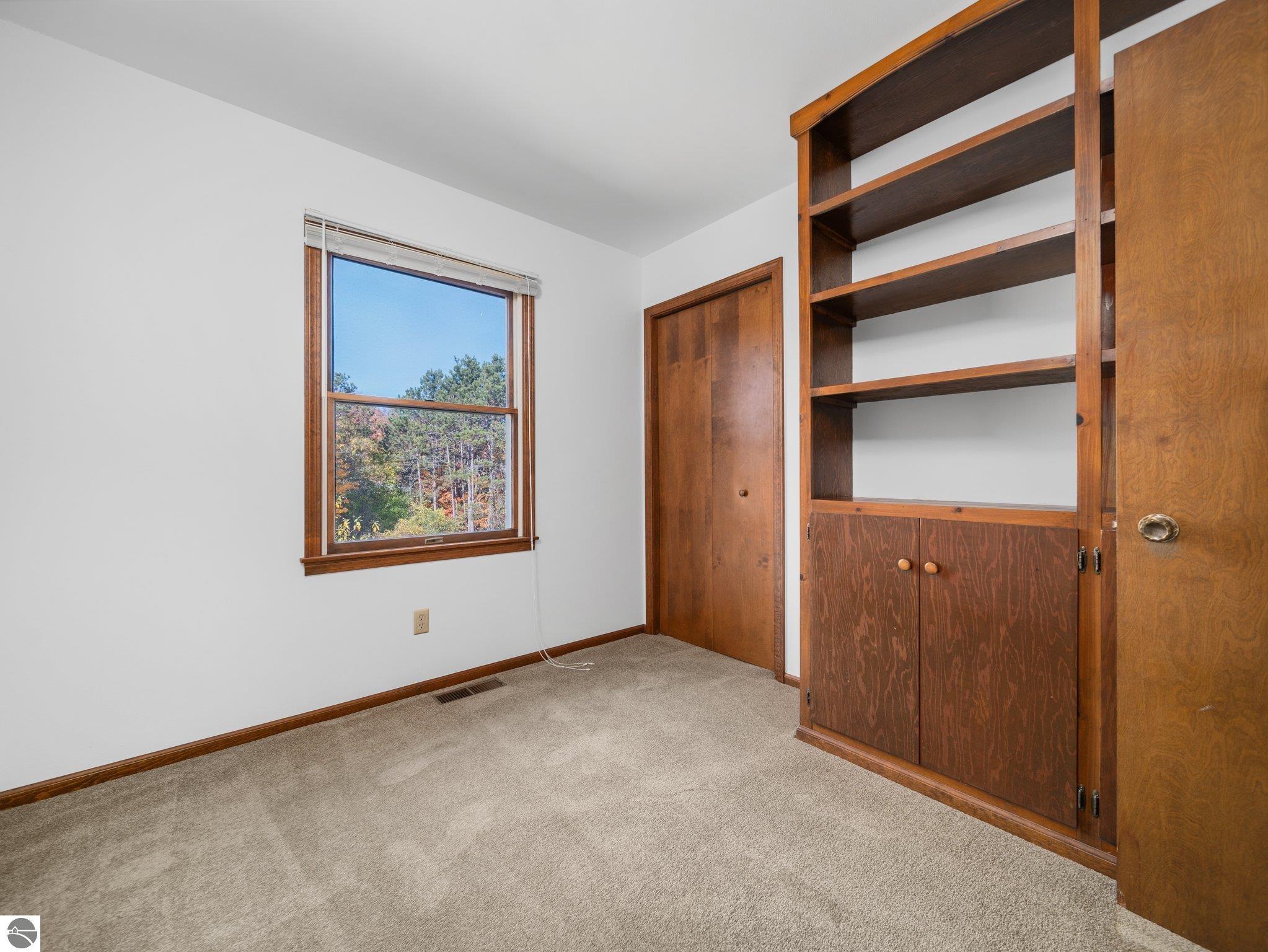 2716 Shenandoah Drive