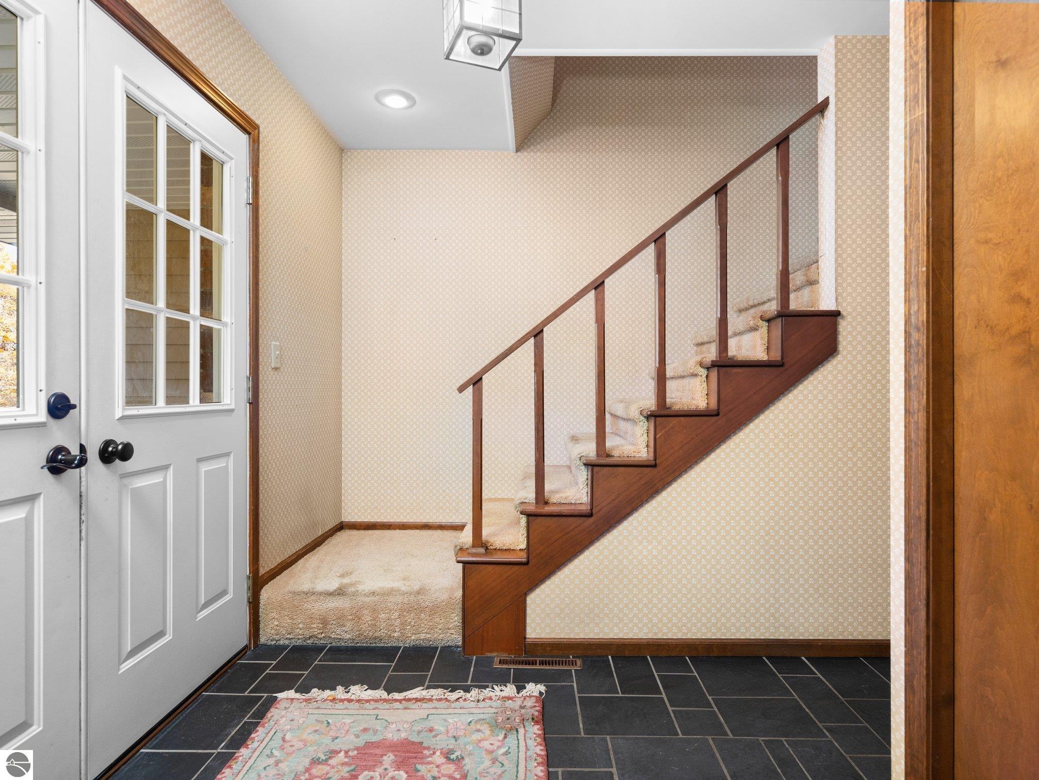 2716 Shenandoah Drive