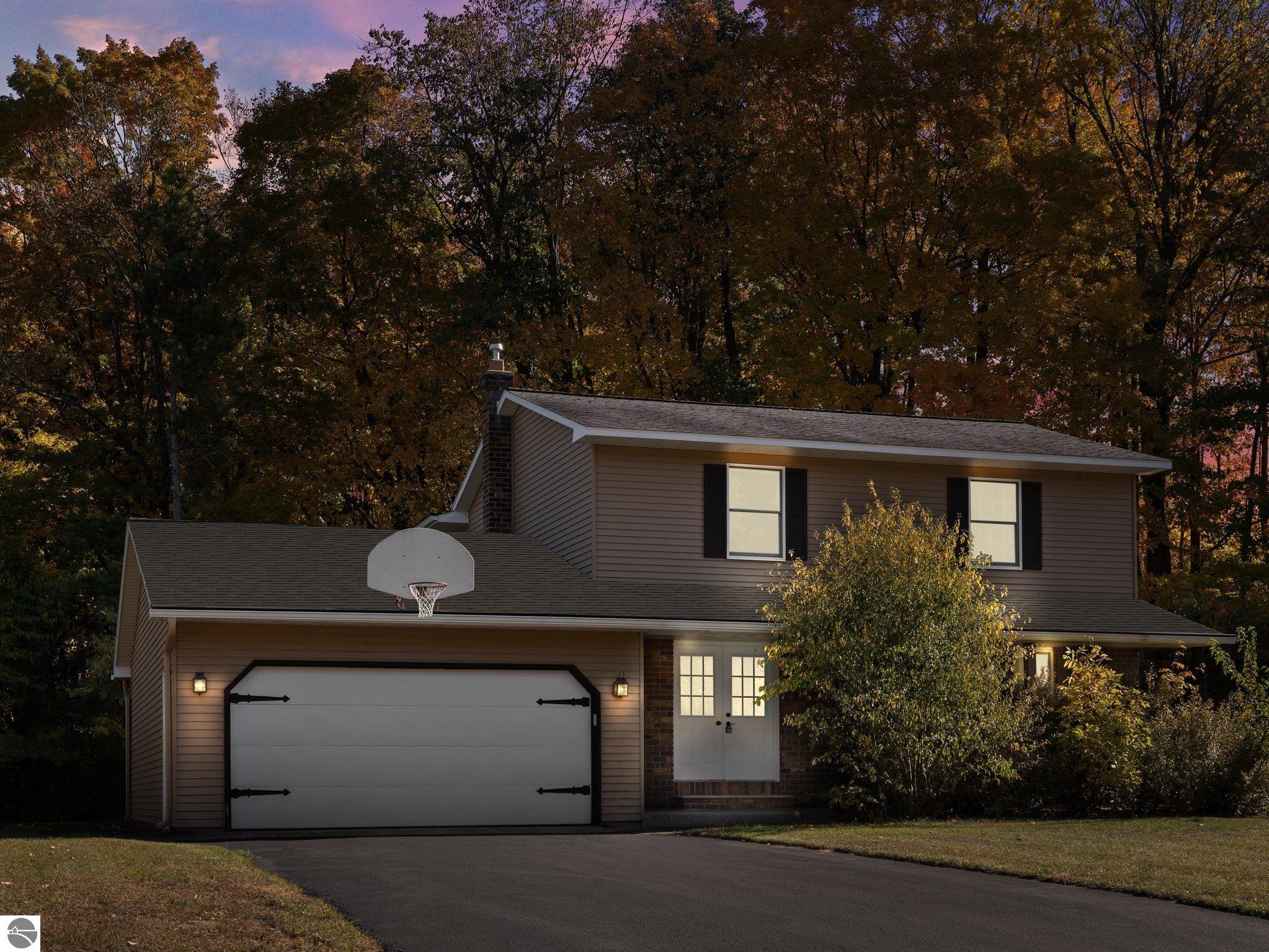 2716 Shenandoah Drive